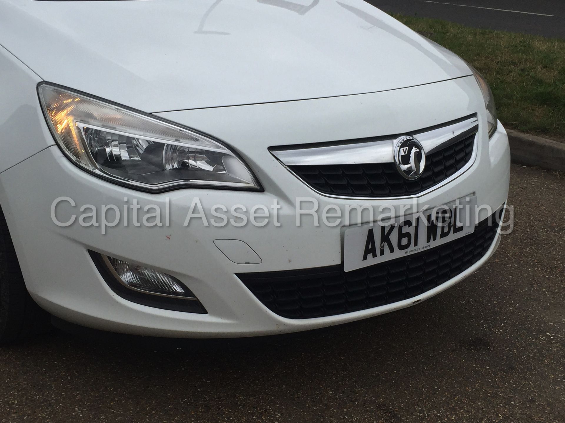 VAUXHALL ASTRA 'EXCLUSIVE' (2012 MODEL) '1.7 CDTI - ECOFLEX - 6 SPEED' *AIR CON* NO VAT - Image 9 of 24