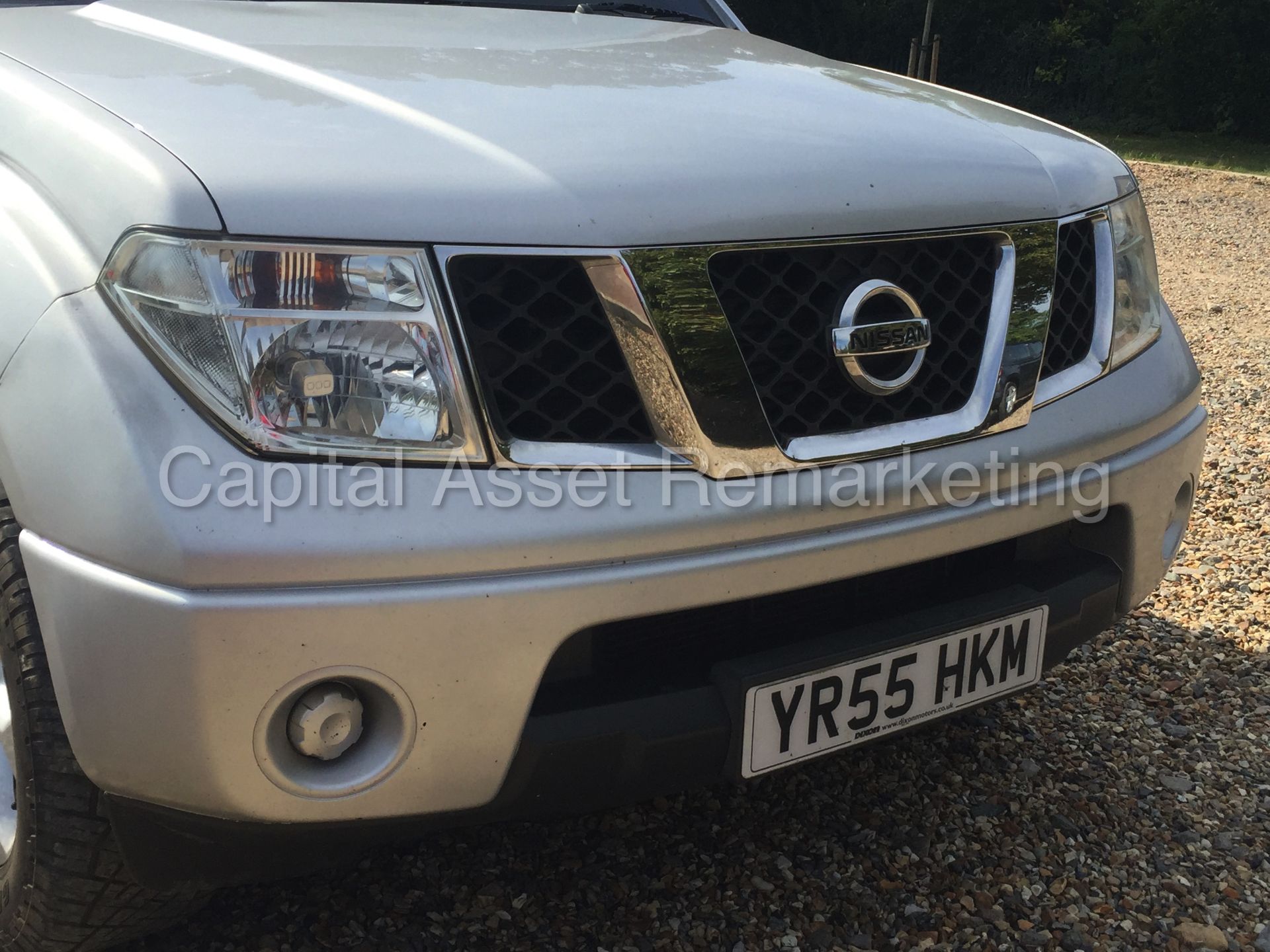NISSAN NAVARA 'DOUBLE CAB PICK-UP' (2006 MODEL) '2.5 DCI - 6 SPEED - AIR CON' (NO VAT - SAVE 20%) - Image 9 of 23