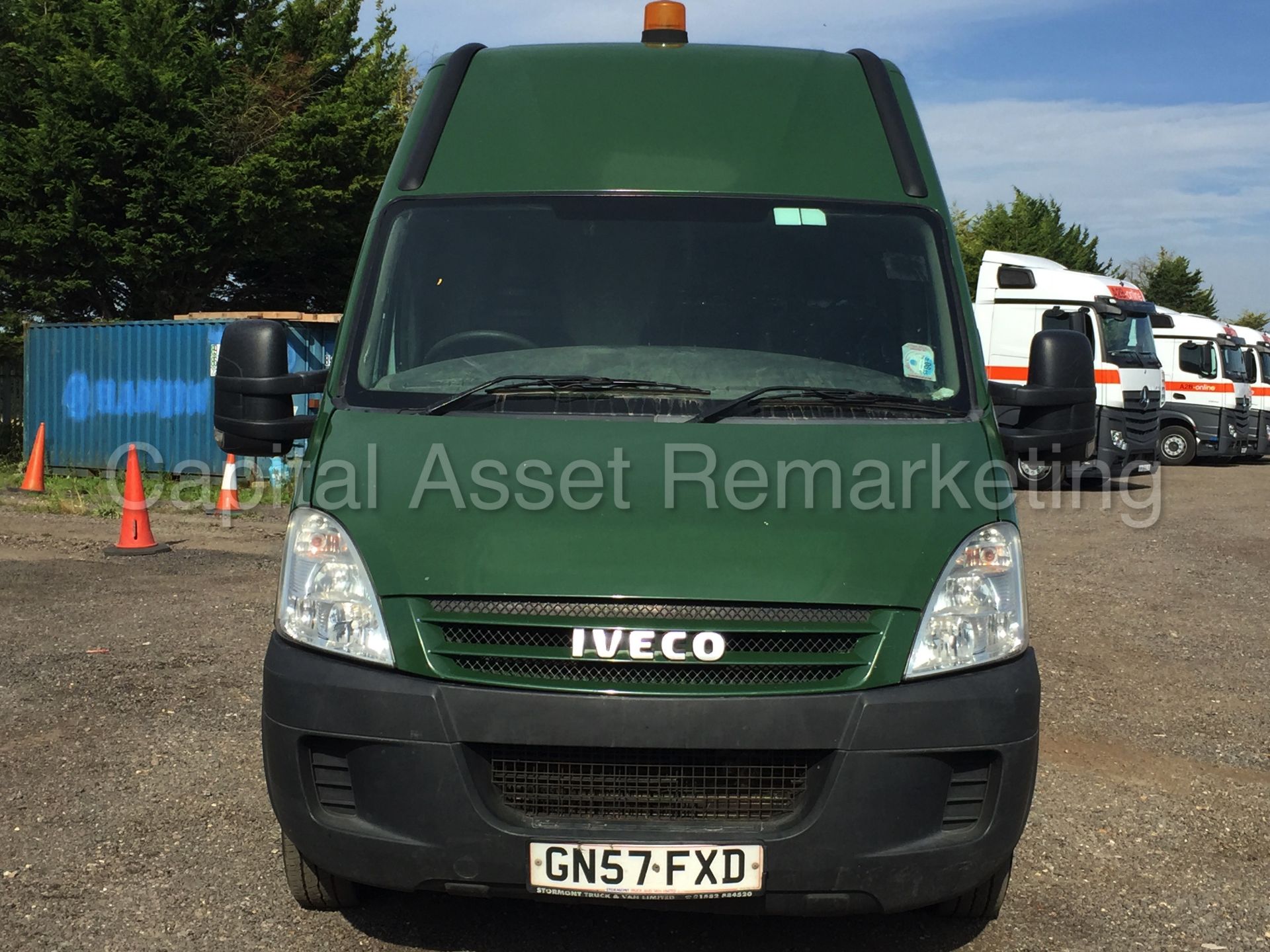 IVECO DAILY 35C12 'MWB HI-ROOF' (2008 MODEL) '2.3 DIESEL' (1 COMPANY OWNER FROM NEW) **LOW MILES** - Image 2 of 16