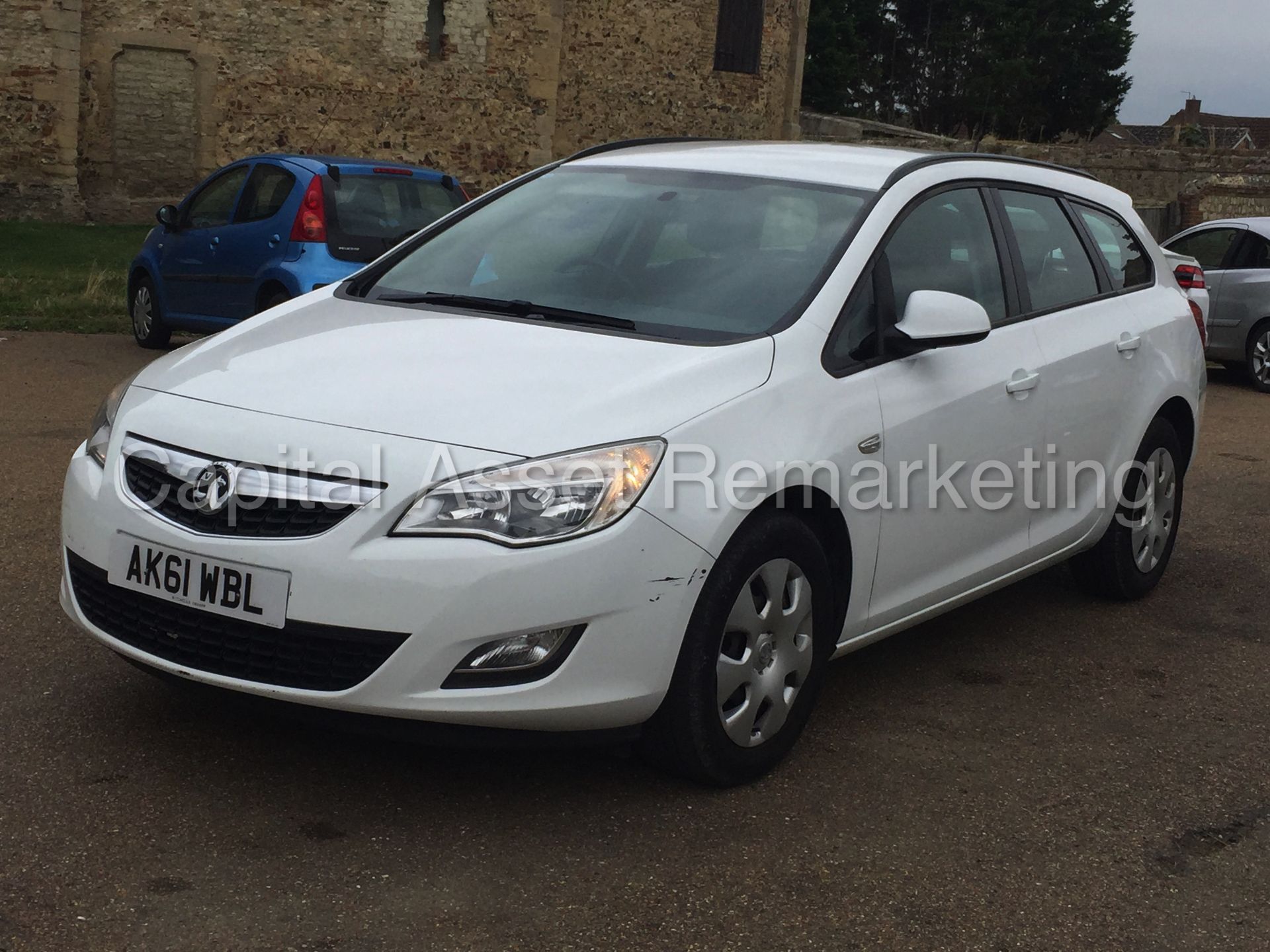 VAUXHALL ASTRA 'EXCLUSIVE' (2012 MODEL) '1.7 CDTI - ECOFLEX - 6 SPEED' *AIR CON* NO VAT - Image 5 of 24