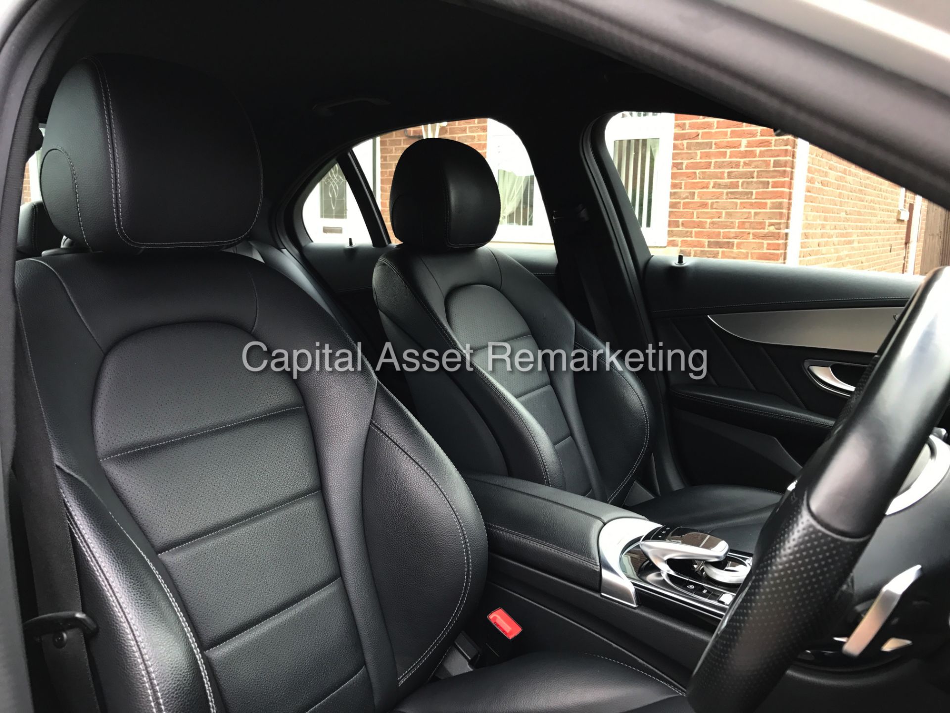 MERCEDES C220CDI "AMG LINE SPORT" 7G AUTO (14 REG) NEW SHAPE - SAT NAV - LEATHER - 1 OWNER -TOP SPEC - Image 12 of 28