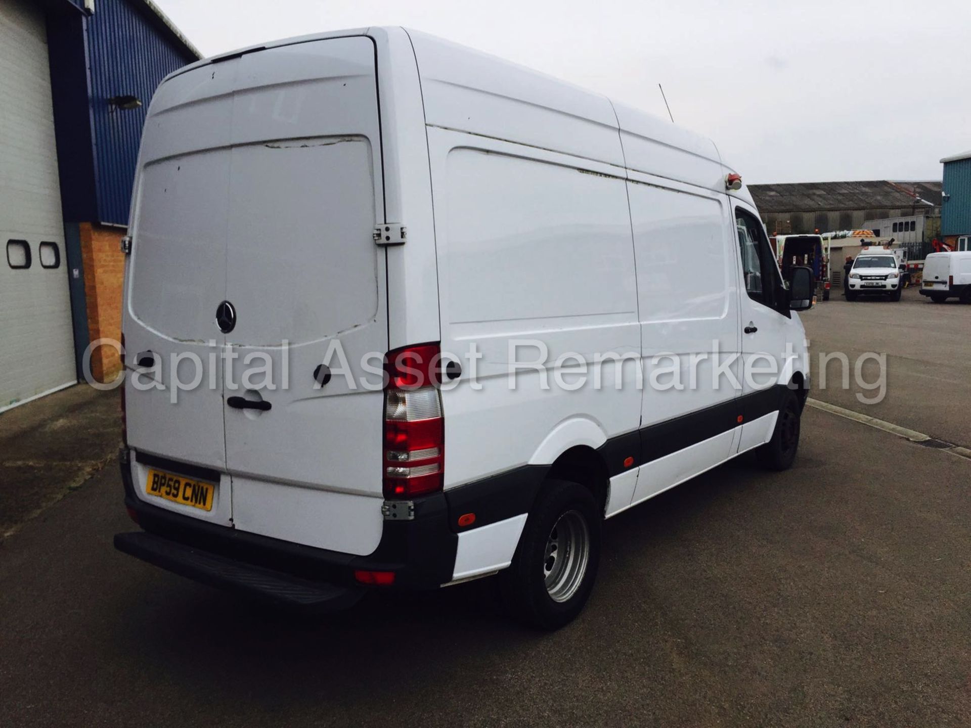 MERCEDES-BENZ SPRINTER 513 CDI 'FRIDGE / FREEZER VAN' (2010 MODEL) '2.1 CDI - 6 SPEED' **AIR CON** - Image 6 of 13