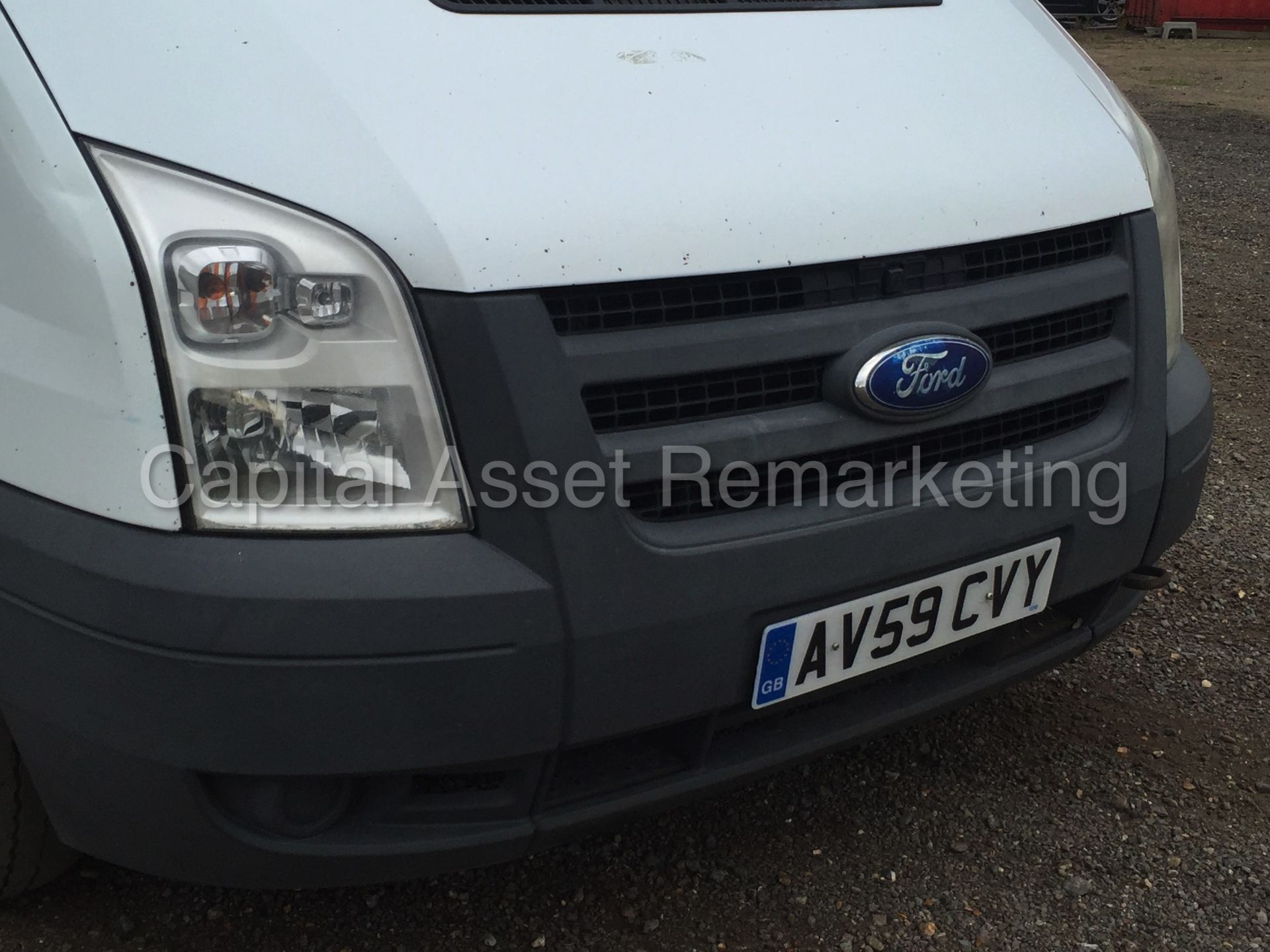 FORD TRANSIT 85 T260 SWB FWD (2010 MODEL) '2.2 TDCI - DIESEL - 5 SPEED' (NO VAT - SAVE 20%) - Image 9 of 18