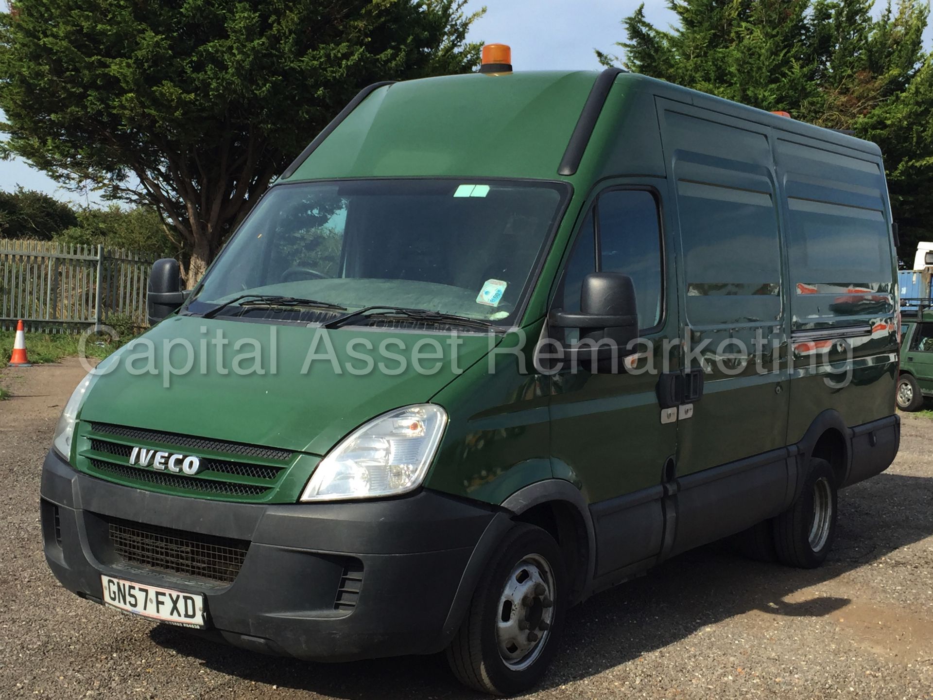 IVECO DAILY 35C12 'MWB HI-ROOF' (2008 MODEL) '2.3 DIESEL' (1 COMPANY OWNER FROM NEW) **LOW MILES** - Image 4 of 16