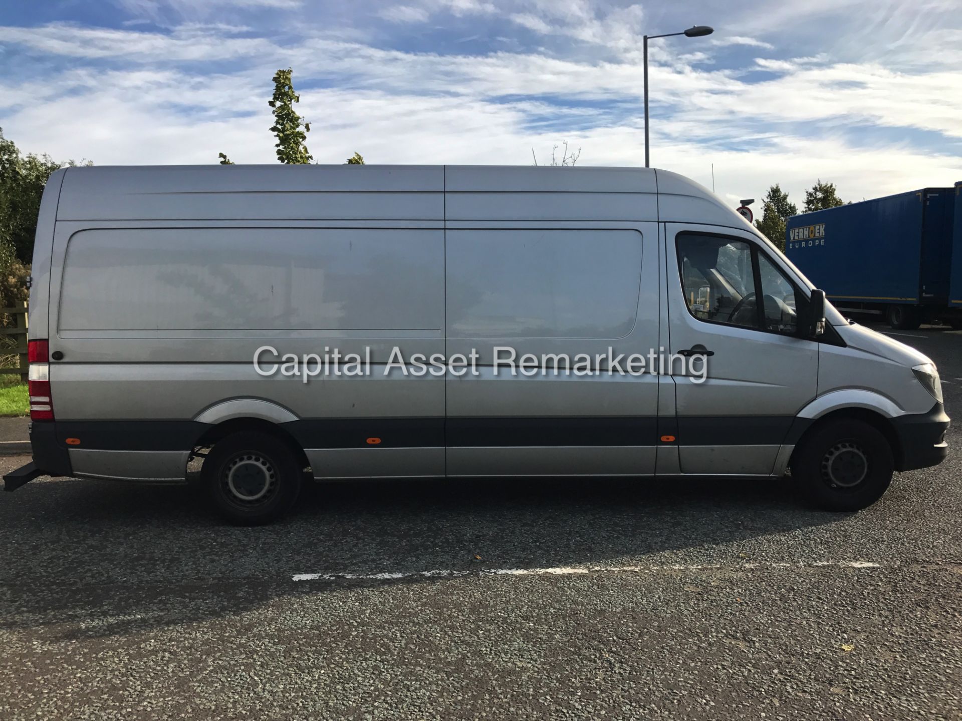 (ON SALE) MERCEDES SPRINTER 313CDI "130BHP / 6 SPEED" LWB / HI TOP (2014 MODEL) 1 OWNER - LOW MILES - Image 6 of 17