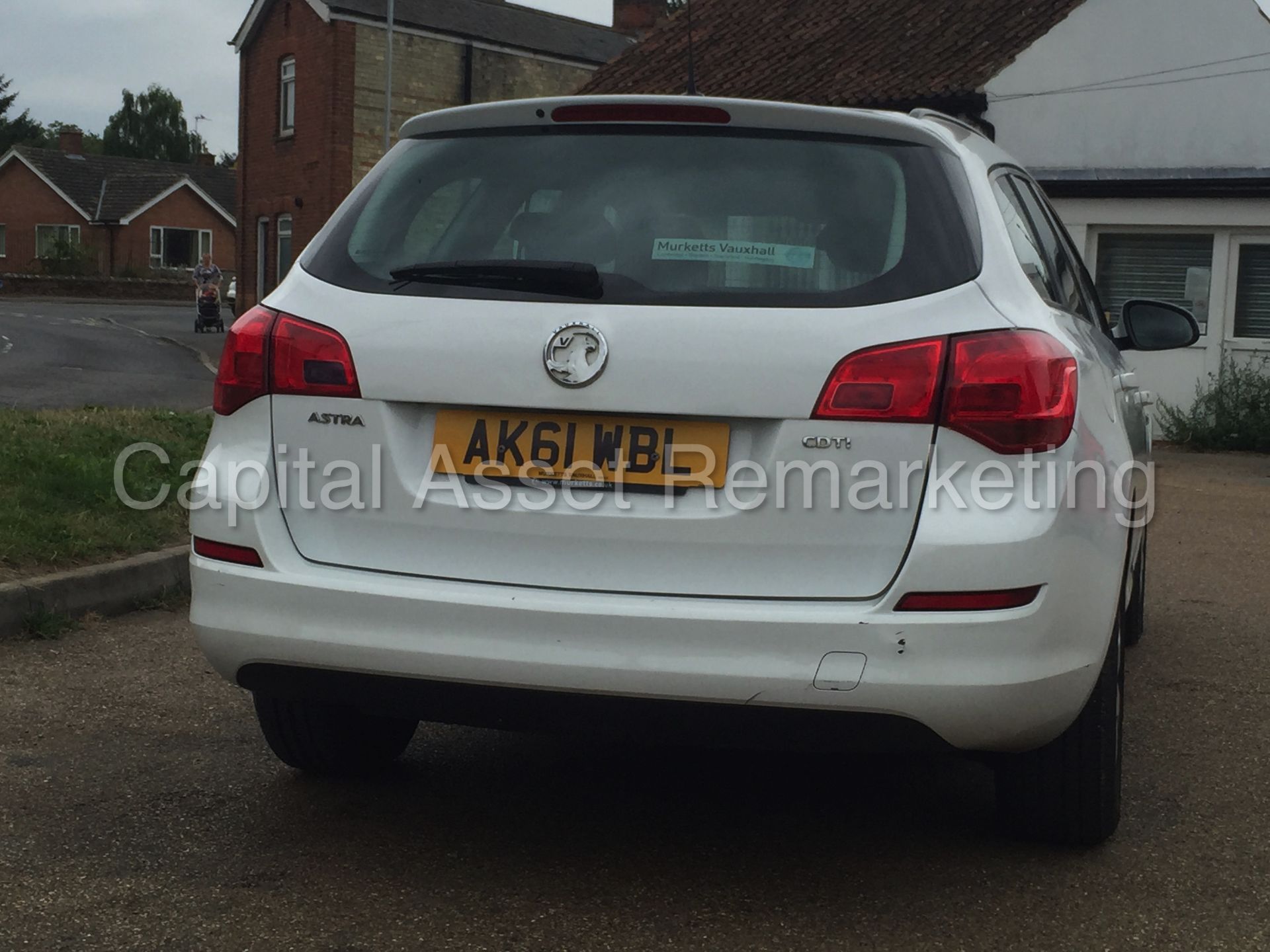 VAUXHALL ASTRA 'EXCLUSIVE' (2012 MODEL) '1.7 CDTI - ECOFLEX - 6 SPEED' *AIR CON* NO VAT - Image 7 of 24