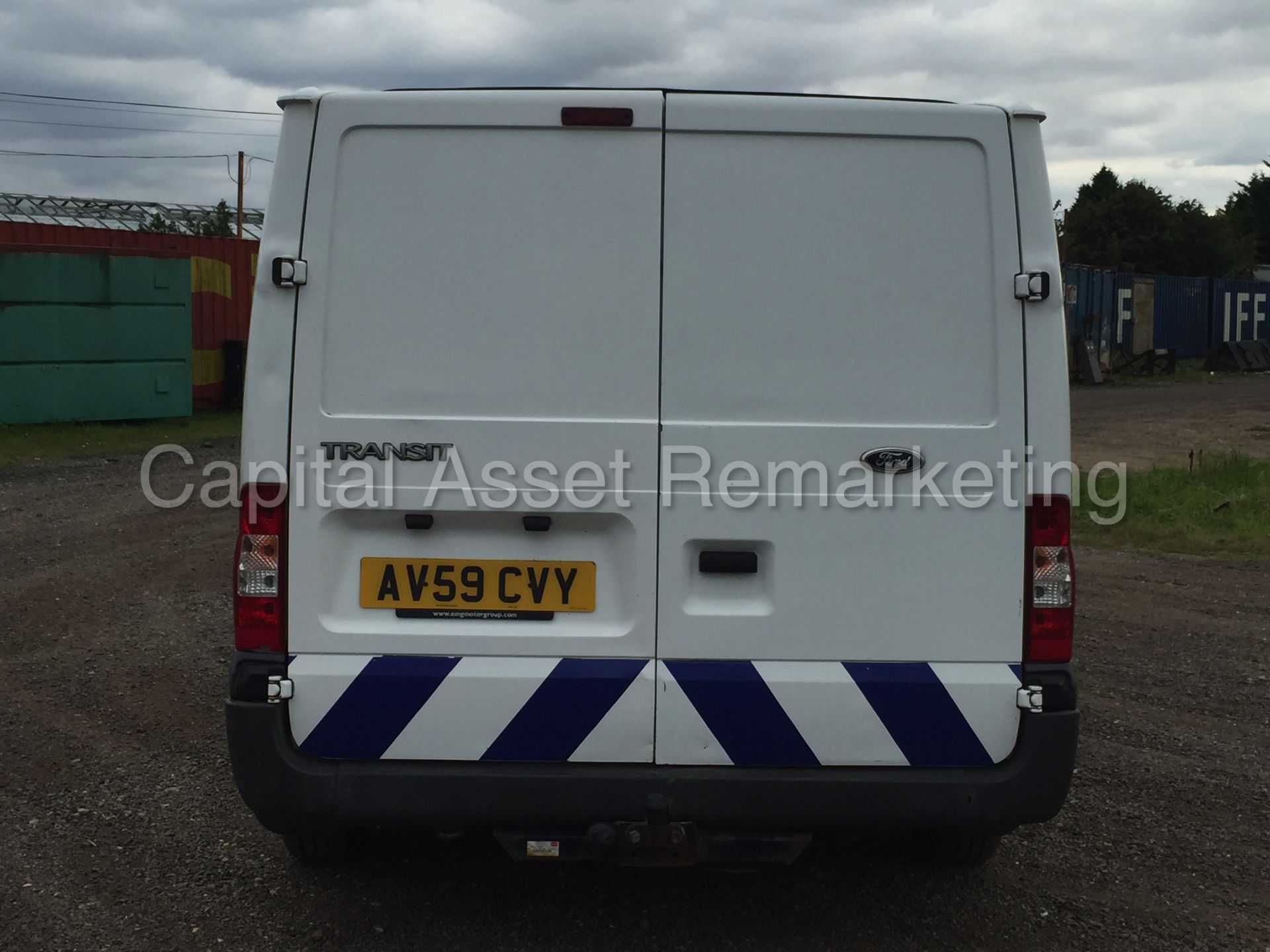 FORD TRANSIT 85 T260 SWB FWD (2010 MODEL) '2.2 TDCI - DIESEL - 5 SPEED' (NO VAT - SAVE 20%) - Image 6 of 18