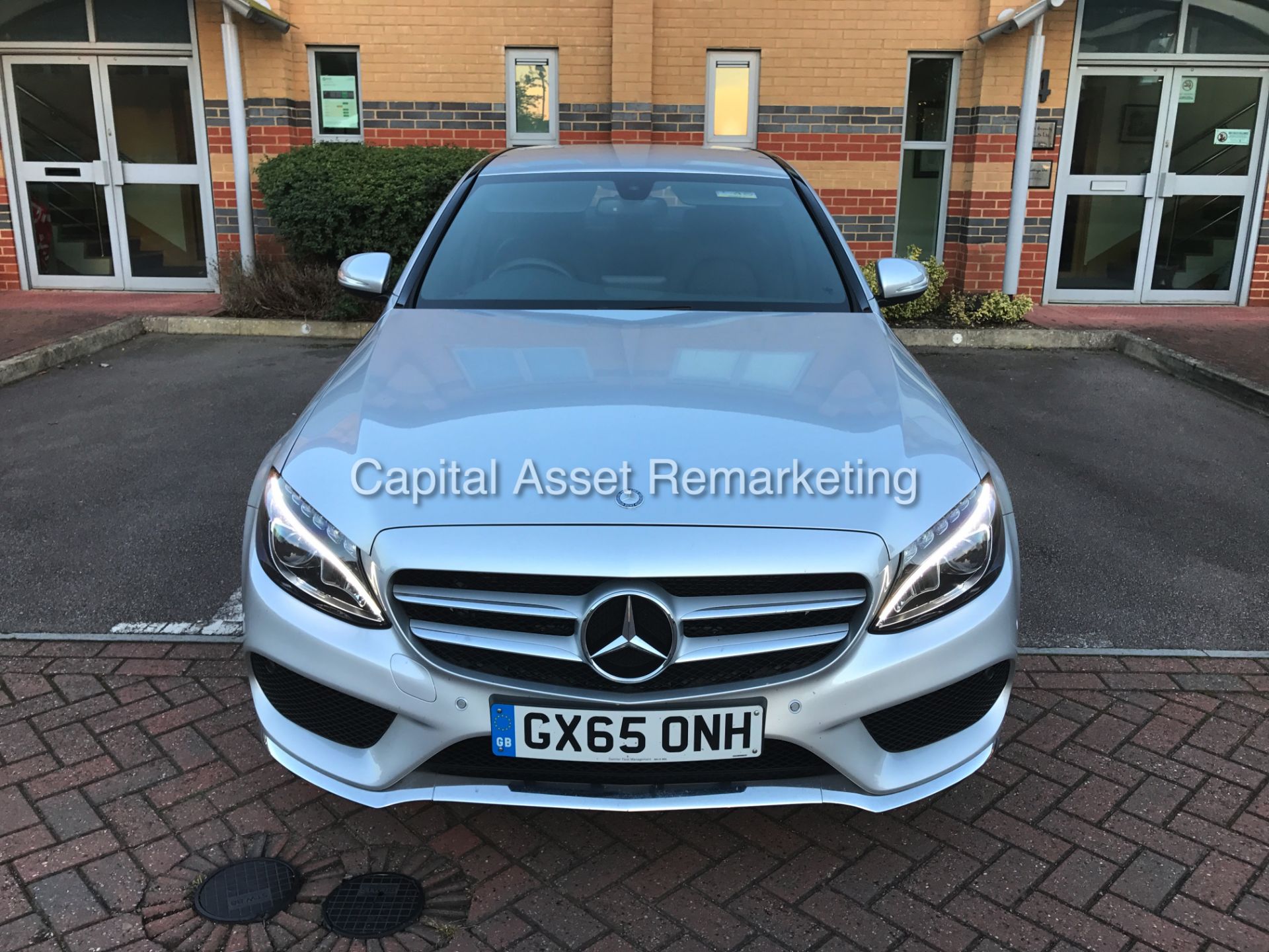 (ON SALE) MERCEDES C220 BLUETEC "AMG LINE SPORT" (2016 MODEL) 7G TRONIC - LEATHER - SAT NAV -1 OWNER - Image 2 of 23