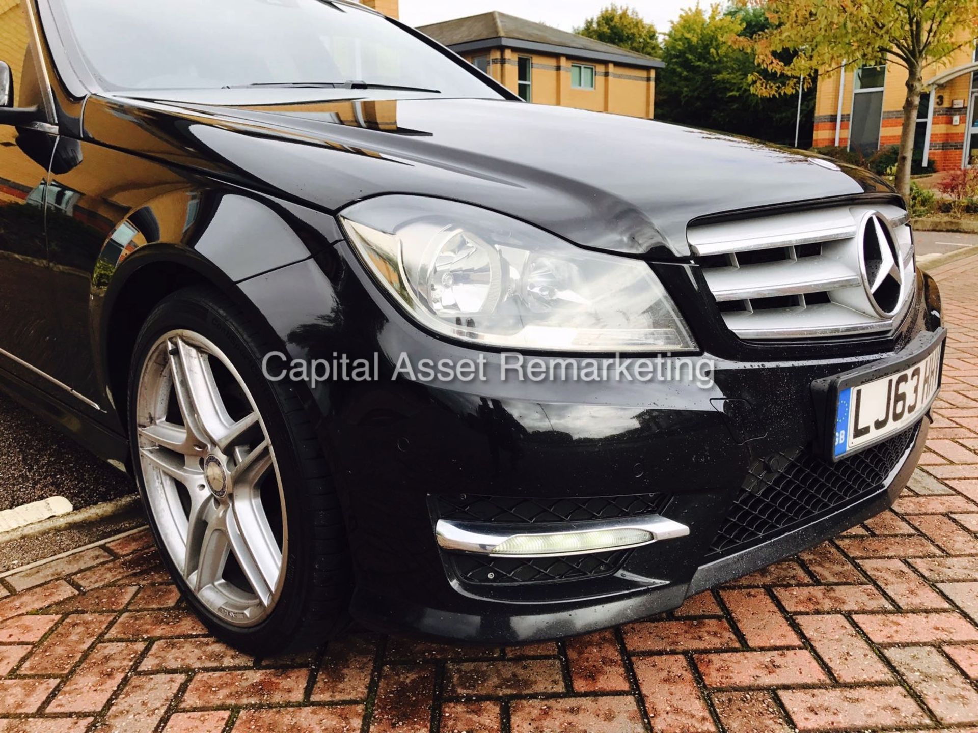 (ON SALE) MERCEDES C220CDI "AMG SPORT BLACK EDITION" ESTATE (2014 MODEL) SAT NAV - LEATHER - Image 9 of 24