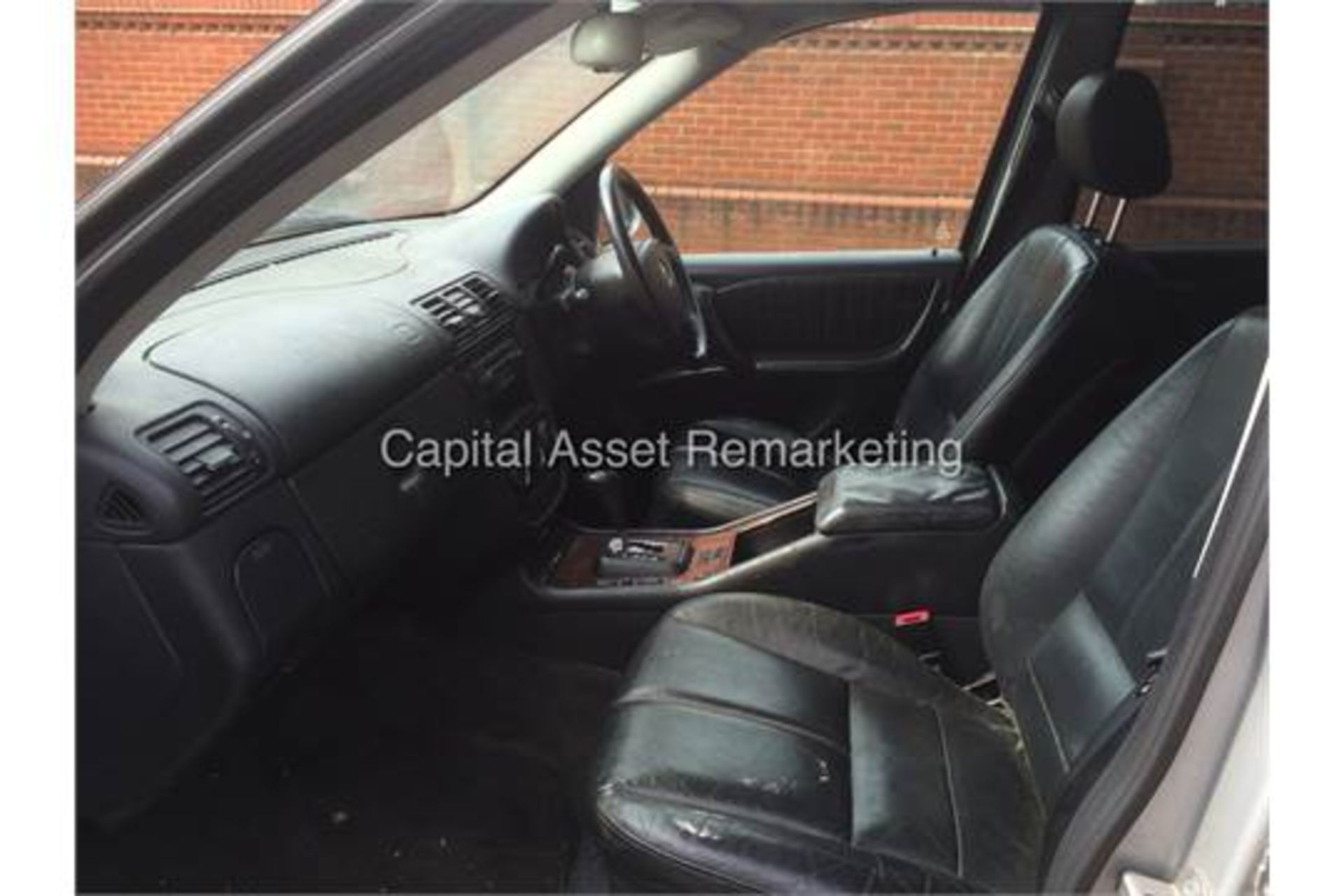 (On Sale) MERCEDES ML 320 (2003 MODEL) **7 SEATER MODEL** 'AUTO - LEATHER - TOP SPEC' (NO VAT) - Image 7 of 13