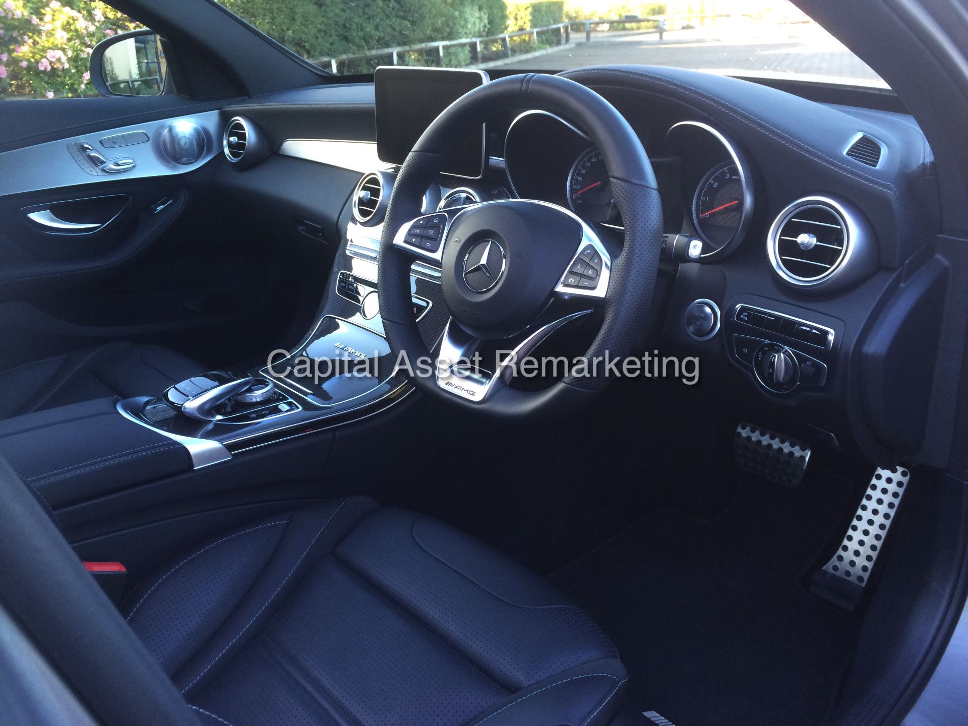 (On Sale) MERCEDES C63 "AMG PREMIUM" V8 BI-TURBO (2016) - 1 OWNER-COMMAND-LEATHER - PAN ROOF *LOOK* - Image 13 of 28