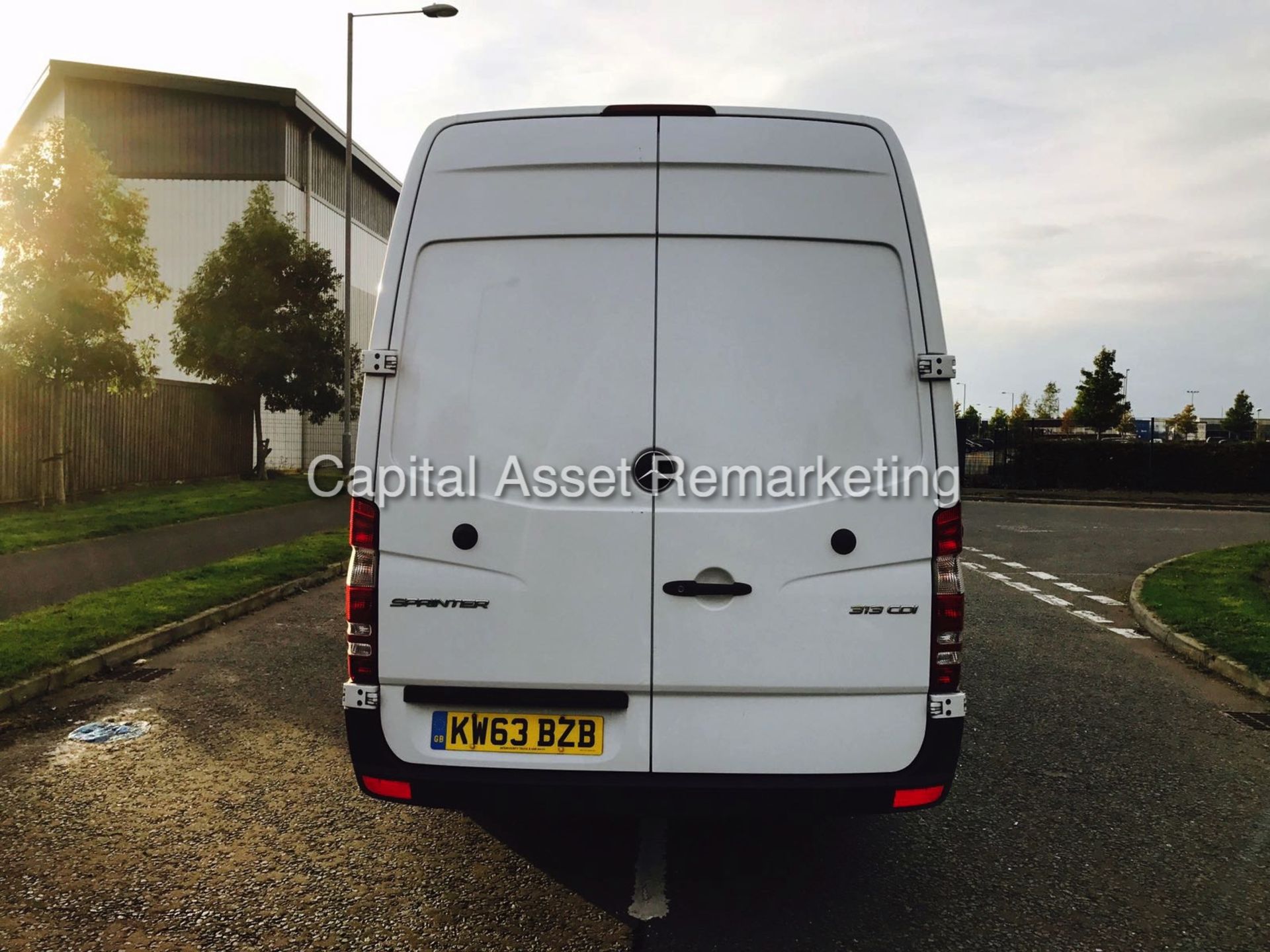 MERCEDES SPRINTER 313CDI - LONG WHEEL BASE - HIGH ROOF - NEW SHAPE - 2014 MODEL - 1 OWNER - LOOK!!! - Image 6 of 12