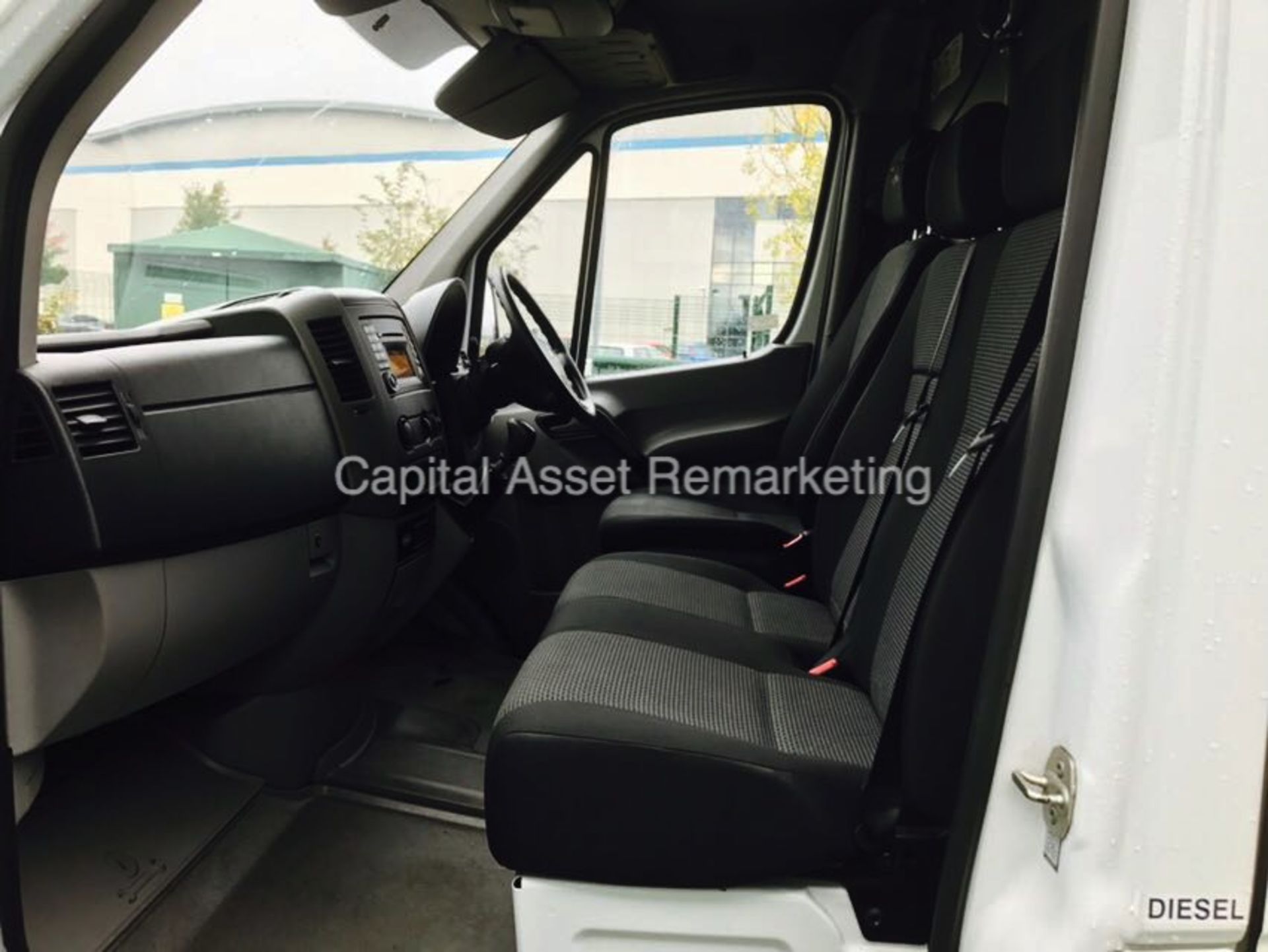 MERCEDES SPRINTER 313CDI - FRIDGE VAN - MEDIUM WHEEL BASE - HIGH ROOF - 3500KG GROSS- 1 OWNER (2014) - Image 10 of 14