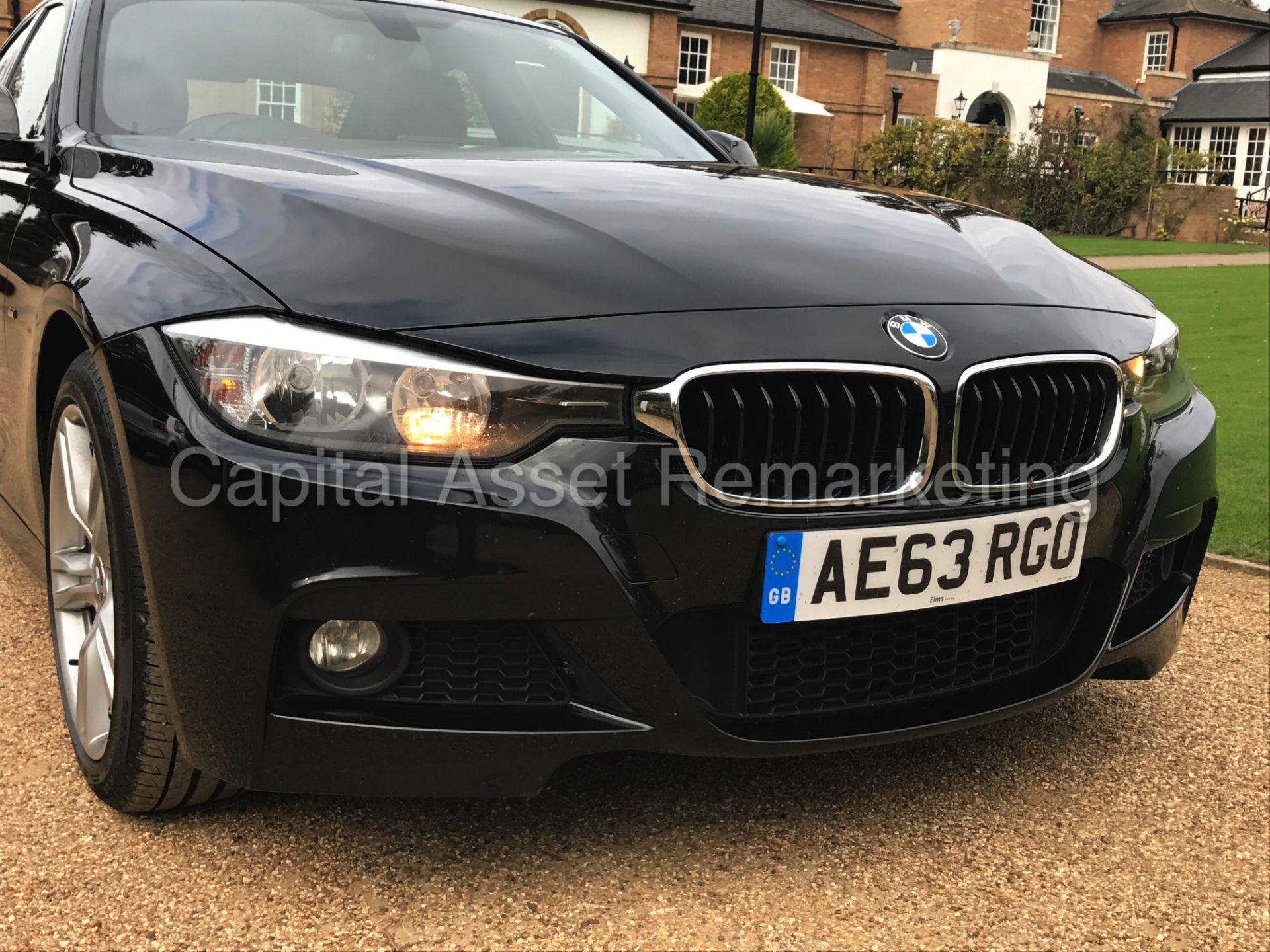 BMW 320D 'M SPORT' (2014 MODEL) '8 SPEED AUTO - LEATHER - SAT NAV' (1 OWNER FROM NEW - FULL HISTORY) - Image 9 of 28