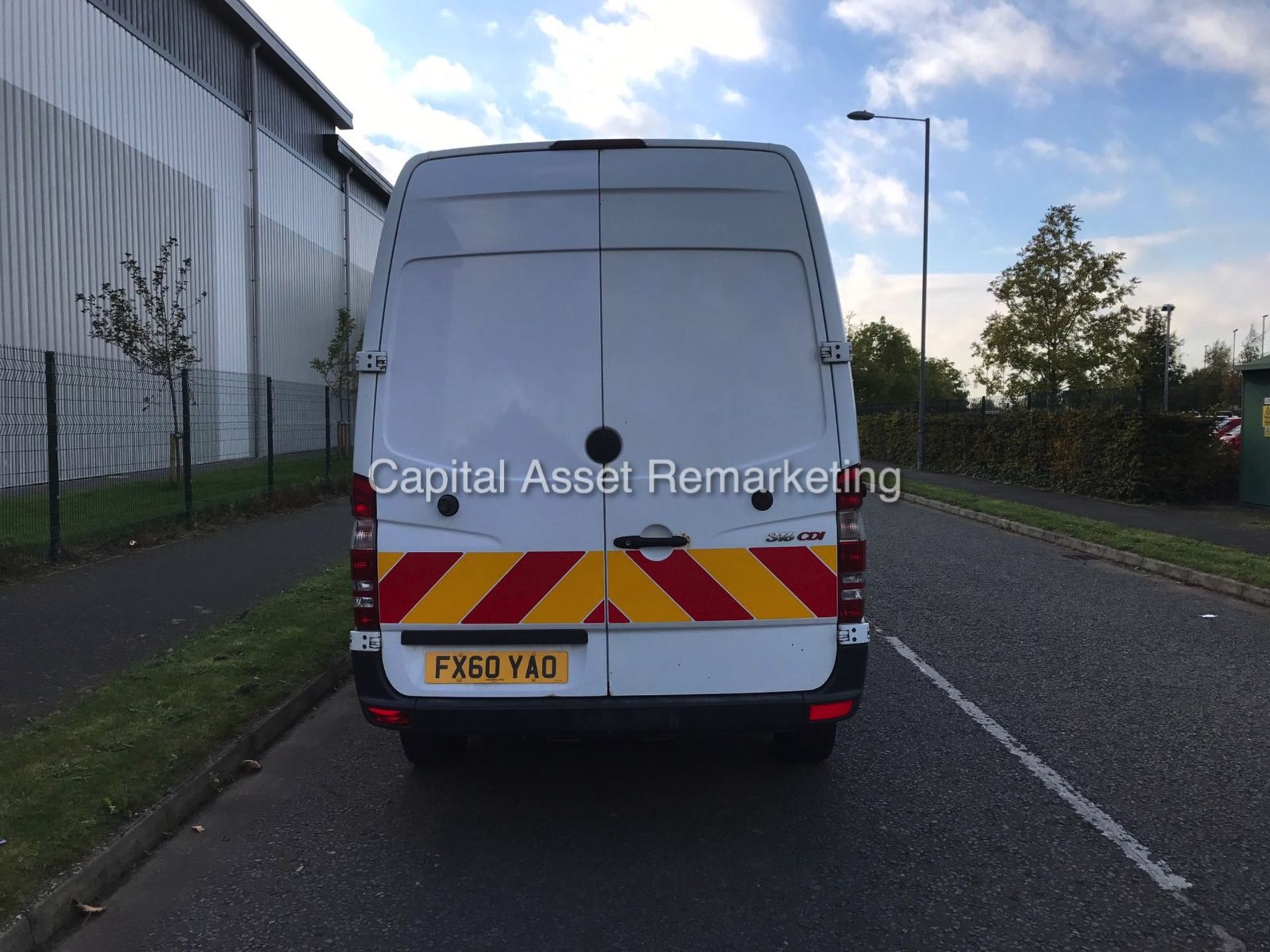 MERCEDES SPRINTER 316CDI - MEDIUM WHEEL BASE HI TOP - (2011) MODEL - 1 OWNER - FULL MOT - GREAT SPEC - Image 5 of 13