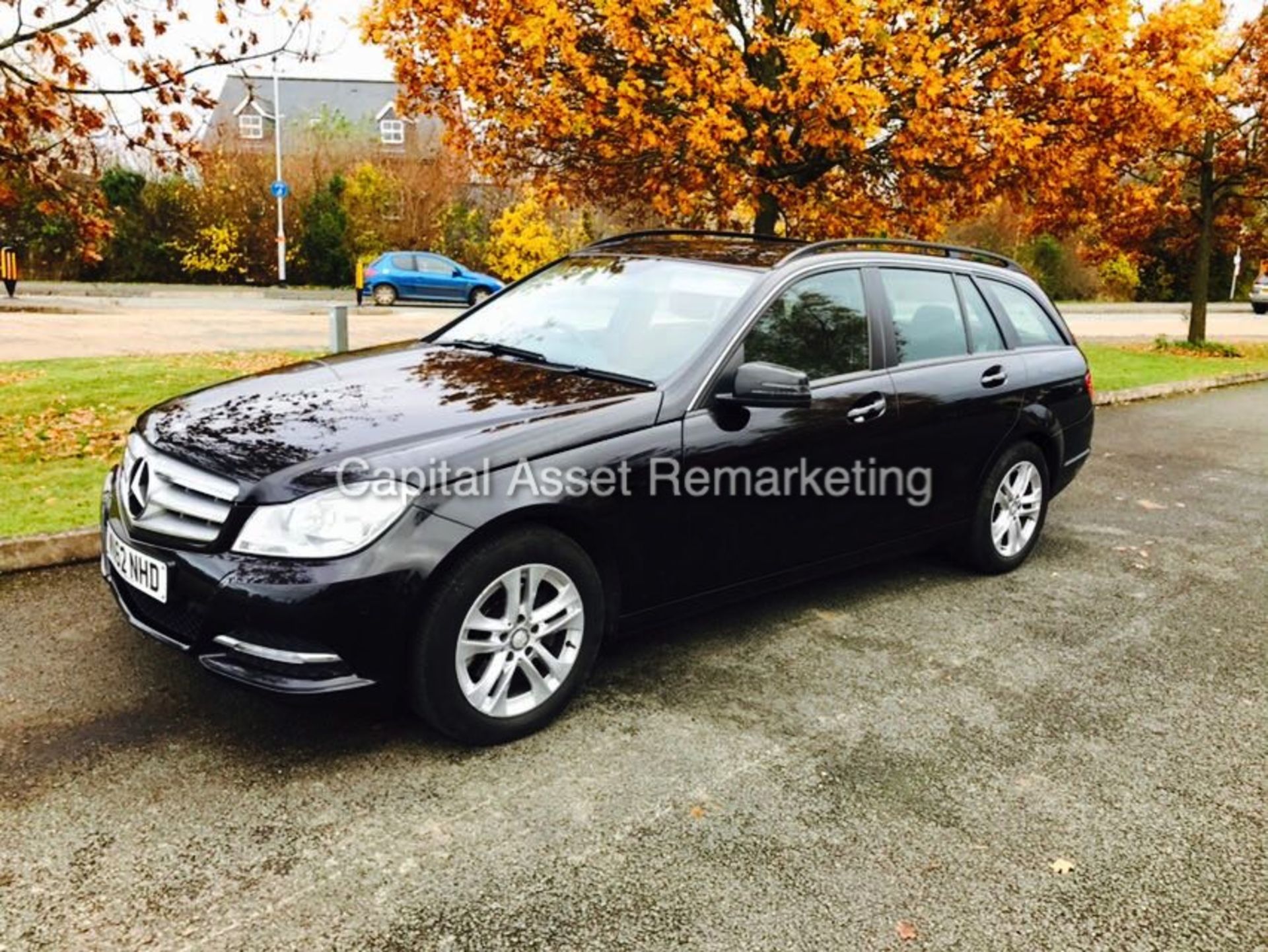 MERCEDES C220CDI "SE EXECUTIVE" ESTATE - 1 OWNER - FSH - LEATHER -SAT NAV - MASSIVE SPEC- 2013 MODEL - Image 3 of 21