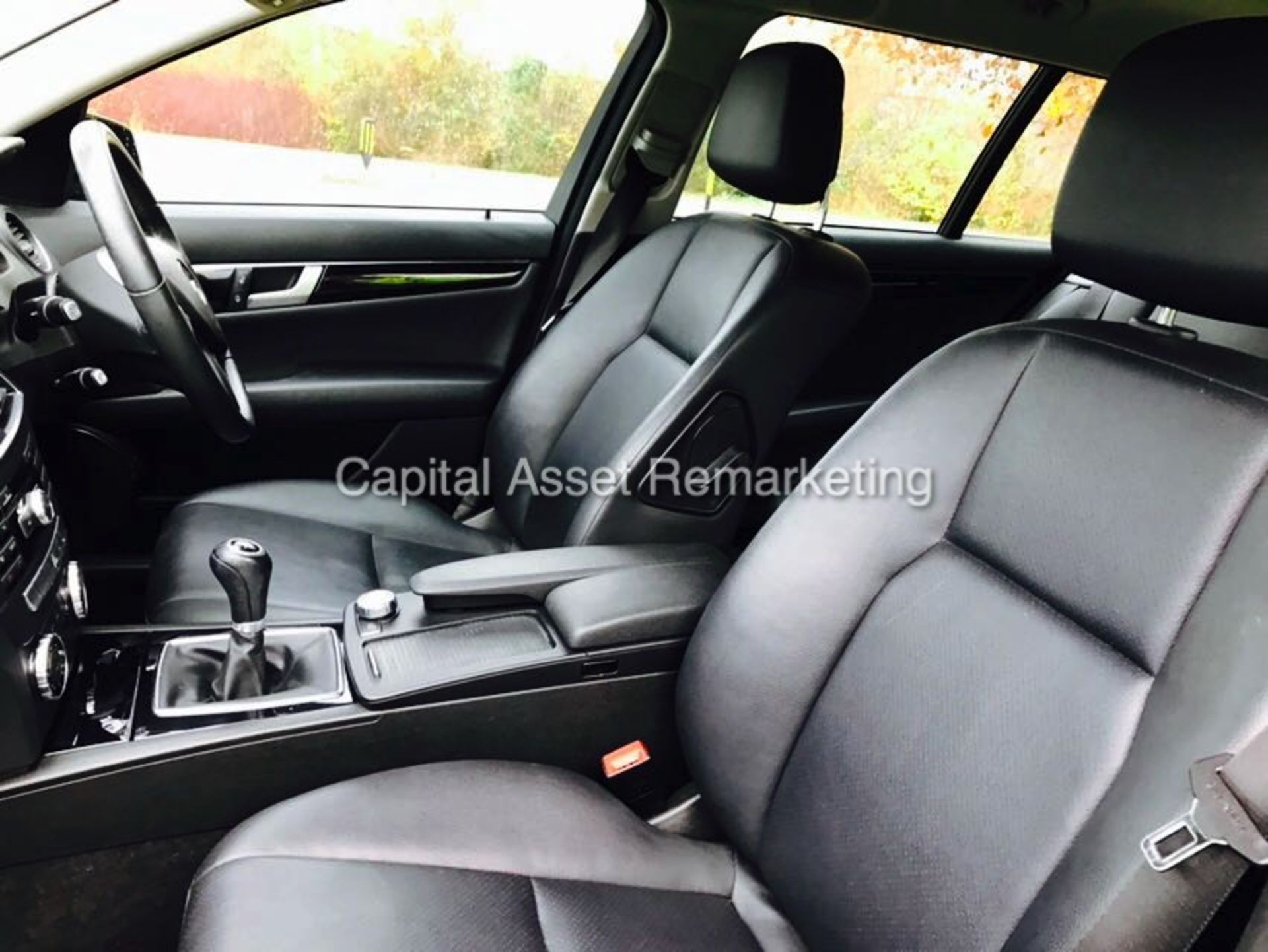 MERCEDES C220CDI "SE EXECUTIVE" ESTATE - 1 OWNER - FSH - LEATHER -SAT NAV - MASSIVE SPEC- 2013 MODEL - Image 16 of 21