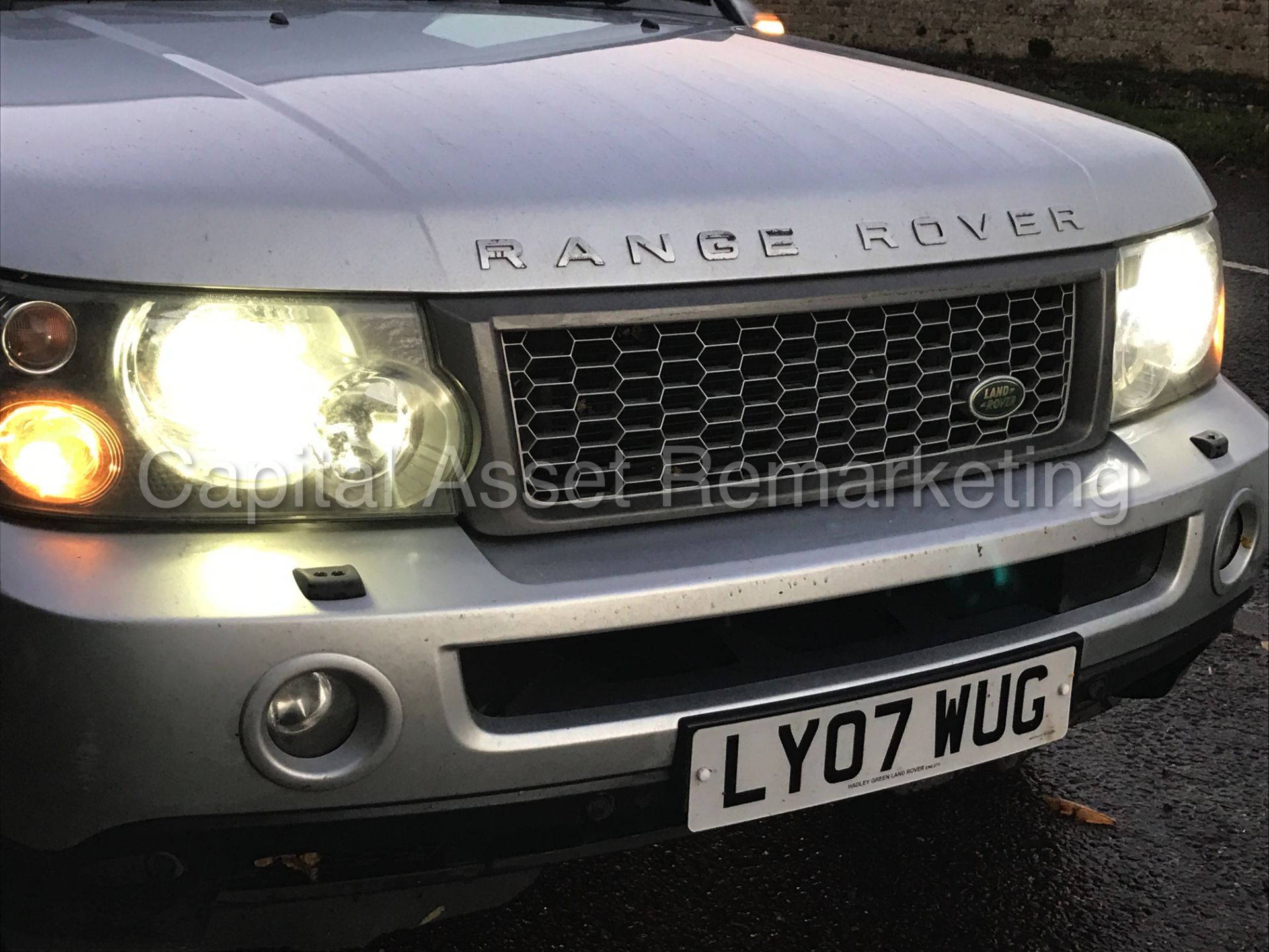 RANGE ROVER SPORT 'HSE' (2007) 'TDV8 - AUTO - LEATHER - SAT NAV - DVDs' *FULL HISTORY* (NO VAT) - Image 12 of 36