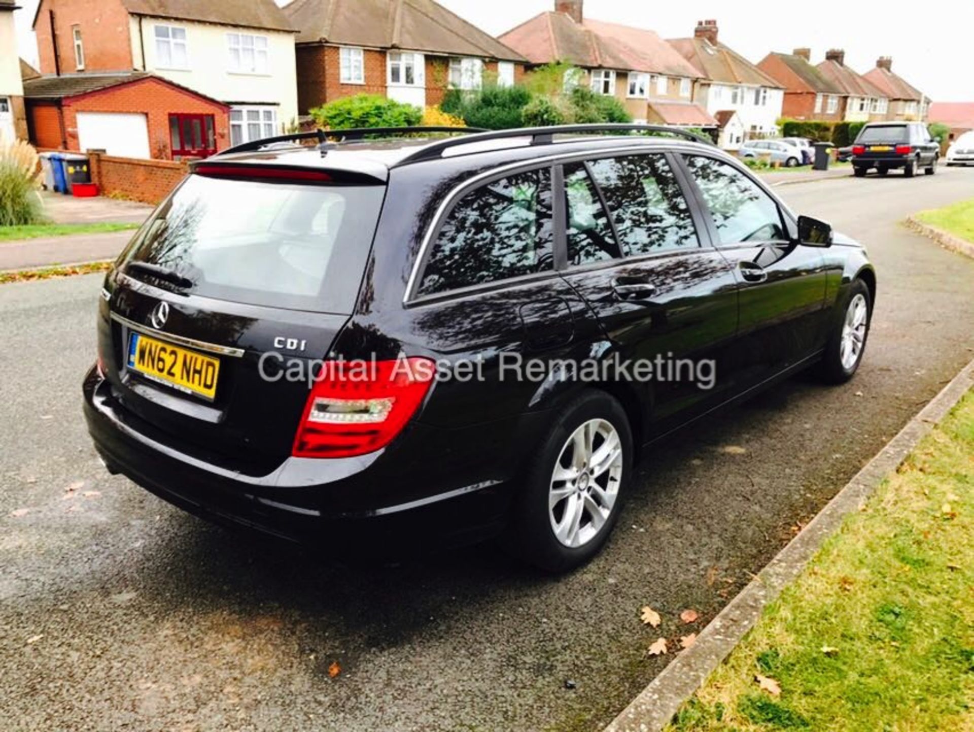 MERCEDES C220CDI "SE EXECUTIVE" ESTATE - 1 OWNER - FSH - LEATHER -SAT NAV - MASSIVE SPEC- 2013 MODEL - Image 7 of 21