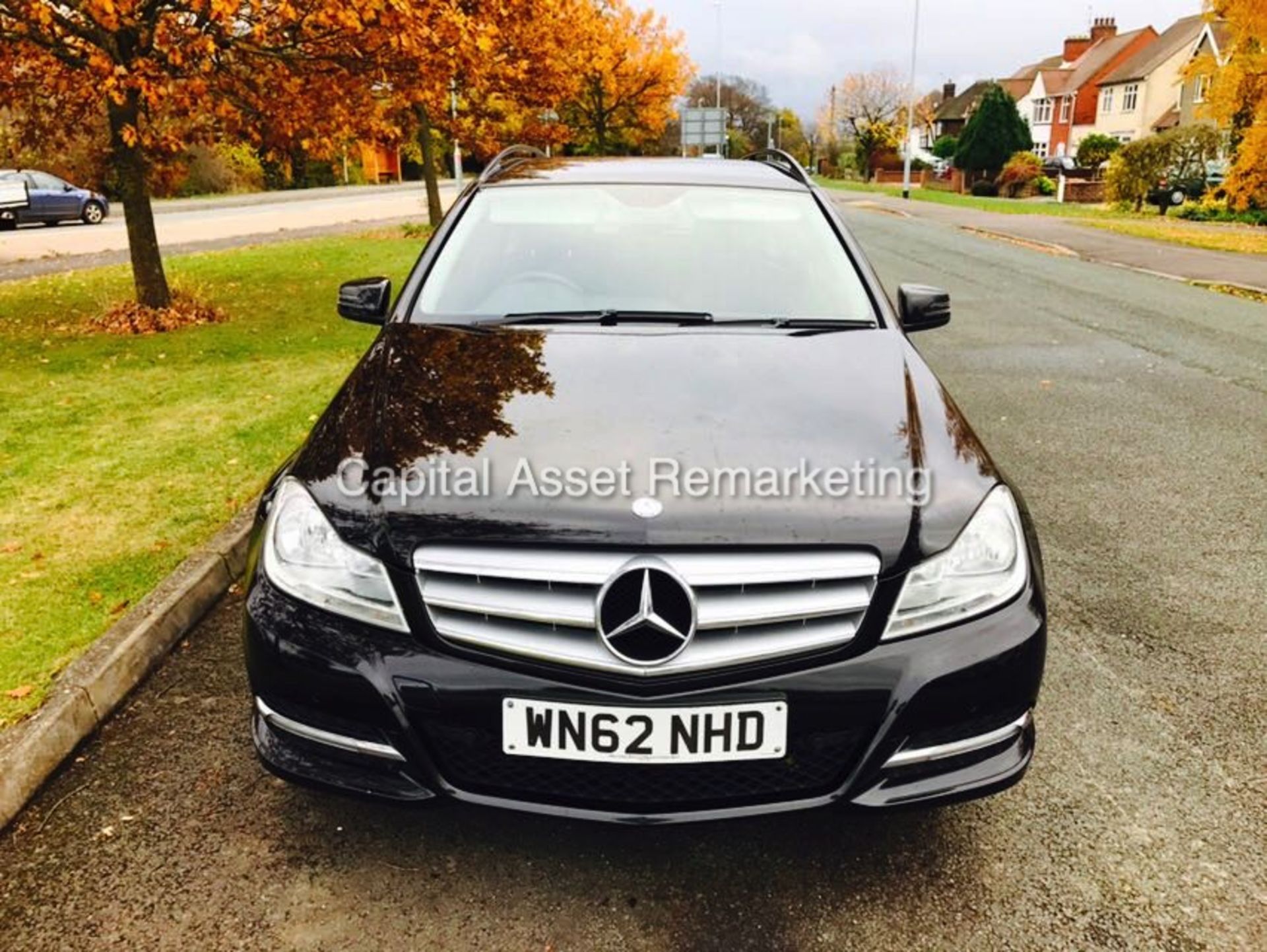 MERCEDES C220CDI "SE EXECUTIVE" ESTATE - 1 OWNER - FSH - LEATHER -SAT NAV - MASSIVE SPEC- 2013 MODEL - Image 2 of 21