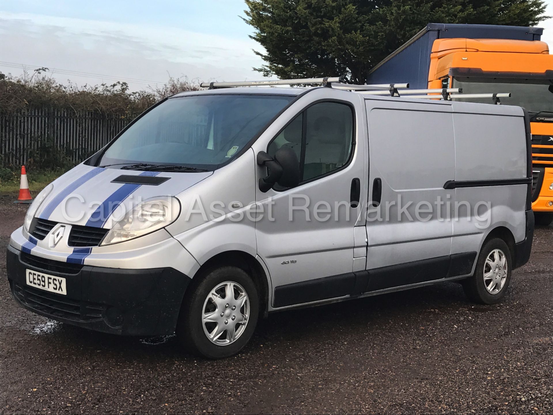 RENAULT TRAFIC LL29 DCI 115 (2010 MODEL) '2.0 DCI - 115 PS - 6 SPEED - LWB' **AIR CON**