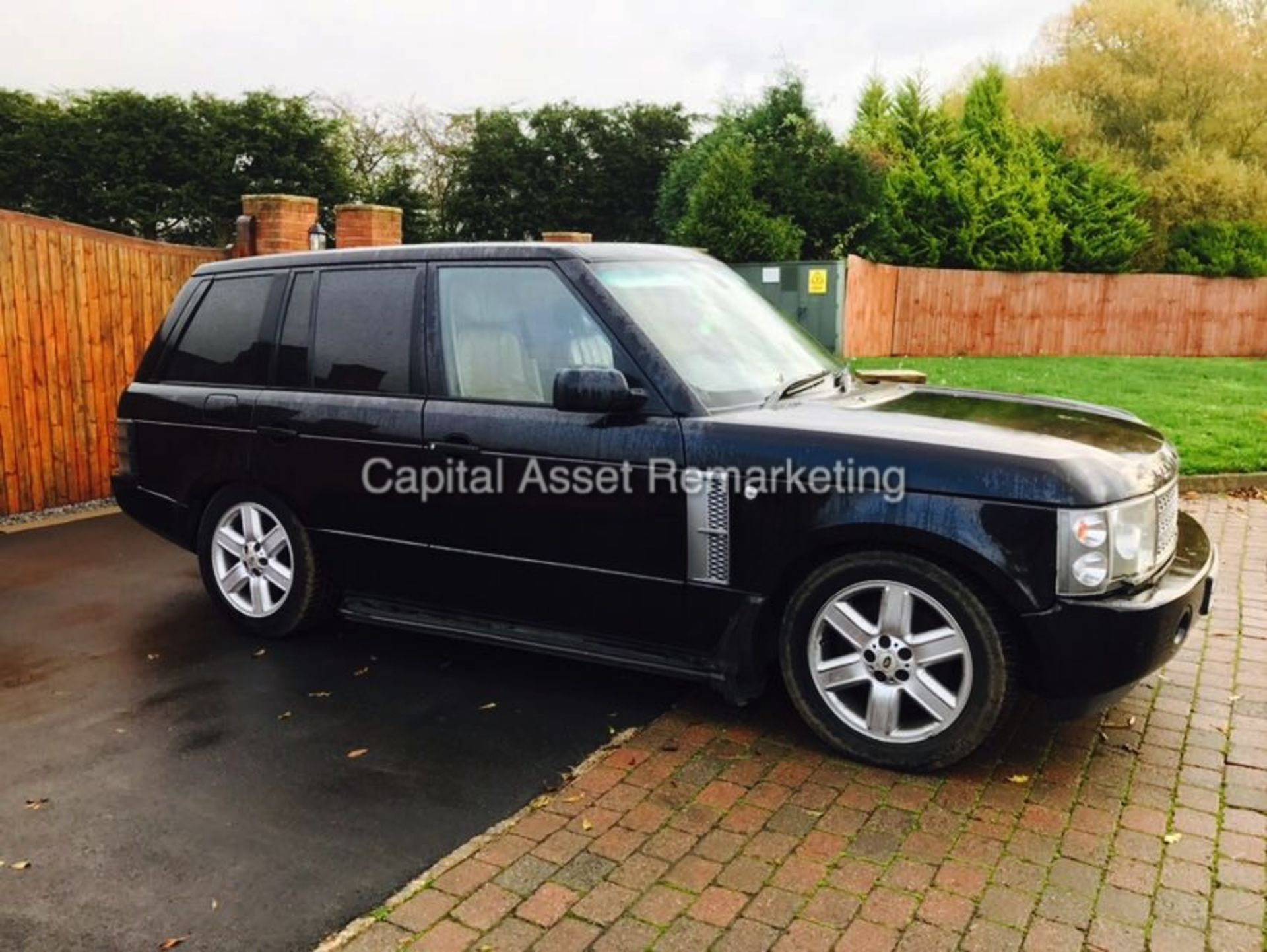 ON SALE RANGE ROVER "VOGUE" 3.0TD6 "BLACK" AUTO (04 REG) FULLY LOADED - LEATHER -SAT NAV SCREEN - TV - Image 3 of 20