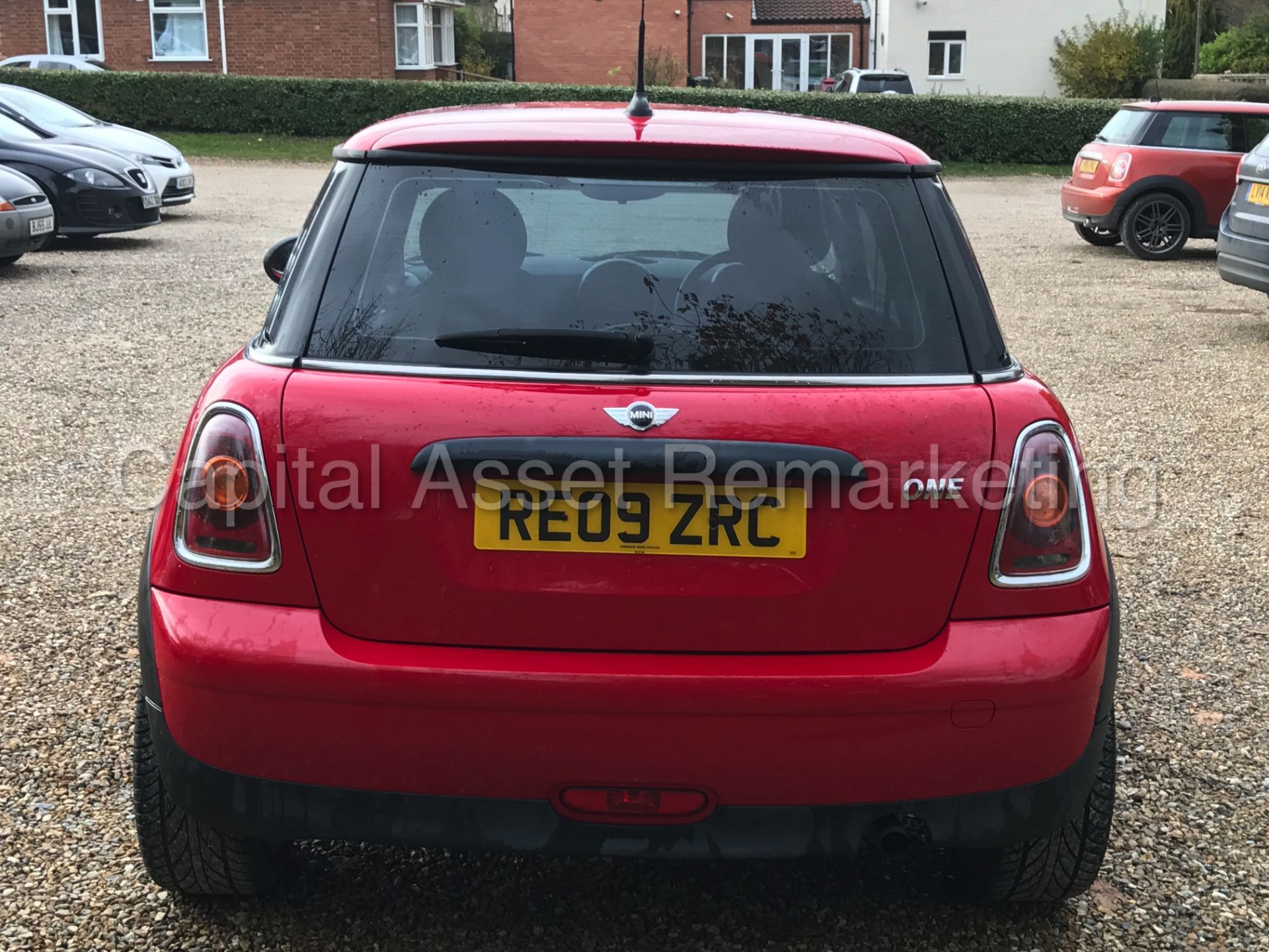 MINI 'ONE EDITION' (2009 - 09 REG) 'PETROL - 6 SPEED - AIR CON - STOP/START' **LOW MILES** (NO VAT) - Image 7 of 23