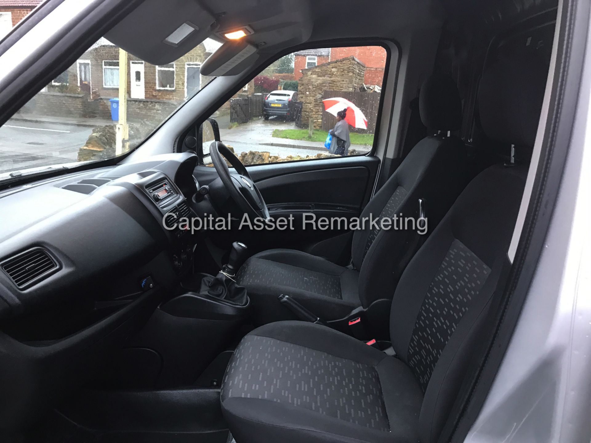 VAUXHALL COMBO 1.3CDTI "NEW SHAPE" (12 REG) 1 OWNER - ONLY 83K FROM NEW - ELEC PACK - SIDE DOOR !!! - Image 12 of 18