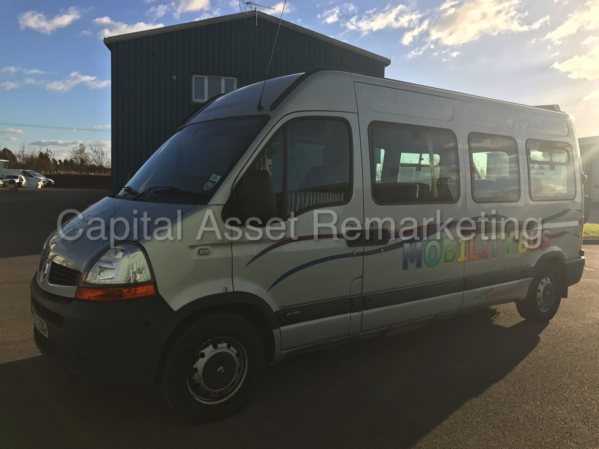 (On Sale) RENAULT MASTER '12 SEATER BUS' (2008 MODEL) 'AUTO - COACH INTERIOR - CHAIR LIFT' (NO VAT) - Image 5 of 29