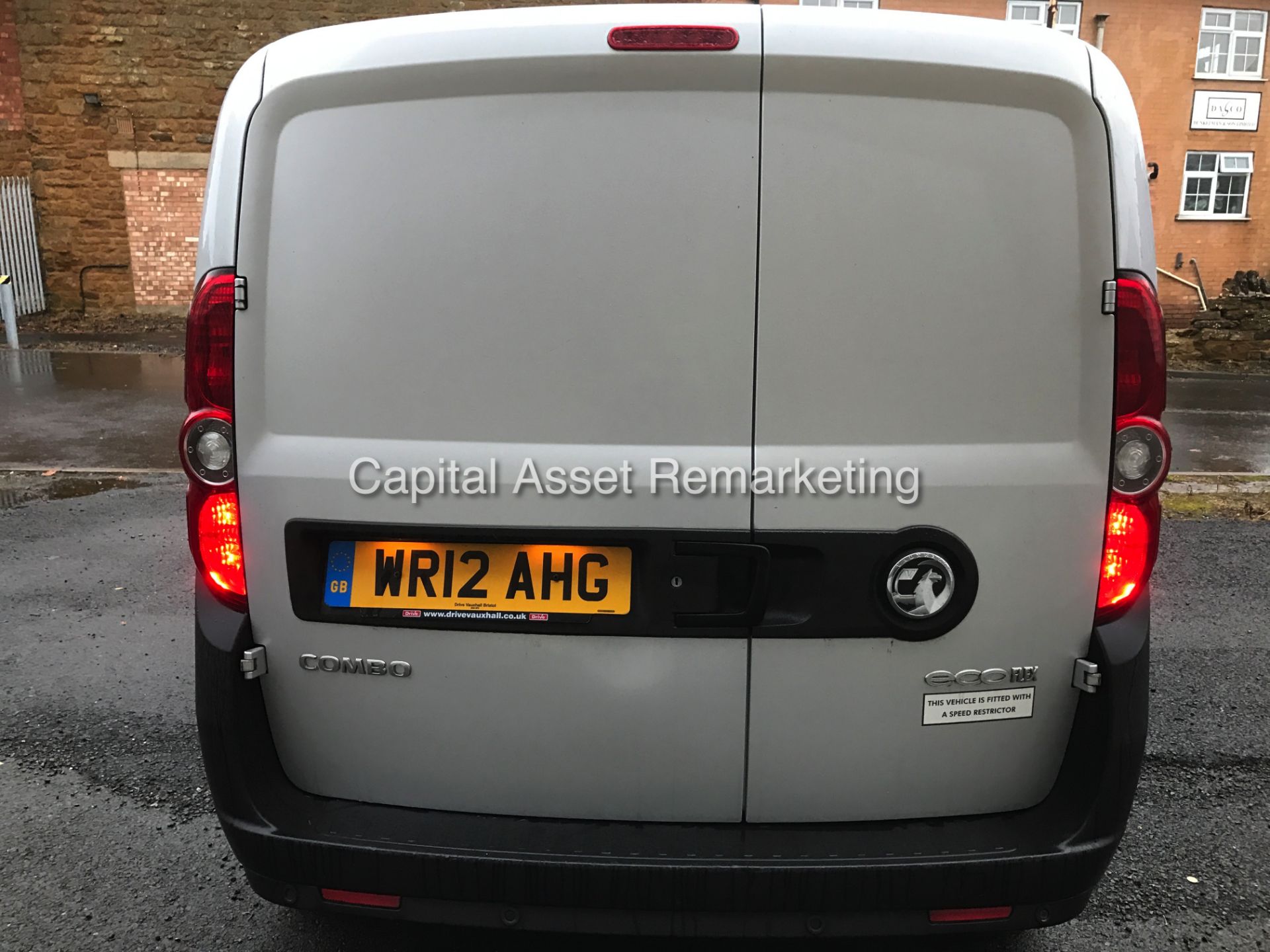 VAUXHALL COMBO 1.3CDTI "NEW SHAPE" (12 REG) 1 OWNER - ONLY 83K FROM NEW - ELEC PACK - SIDE DOOR !!! - Image 6 of 18