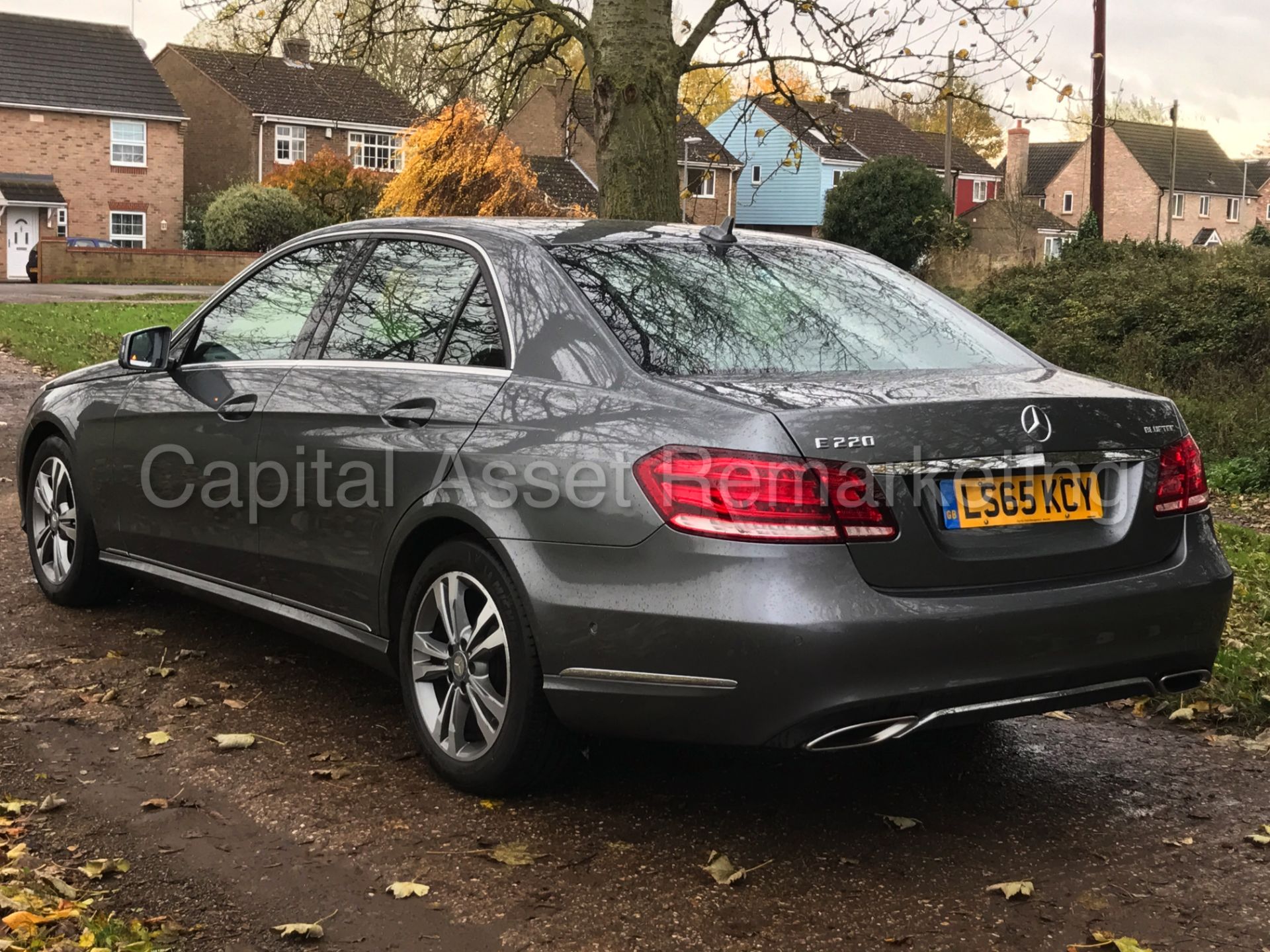 ON SALE MERCEDES-BENZ E220 CDI (2016 MODEL) 'SALOON - 7-G AUTO TIP-TRONIC - SAT NAV - LEATHER' * - Image 5 of 26