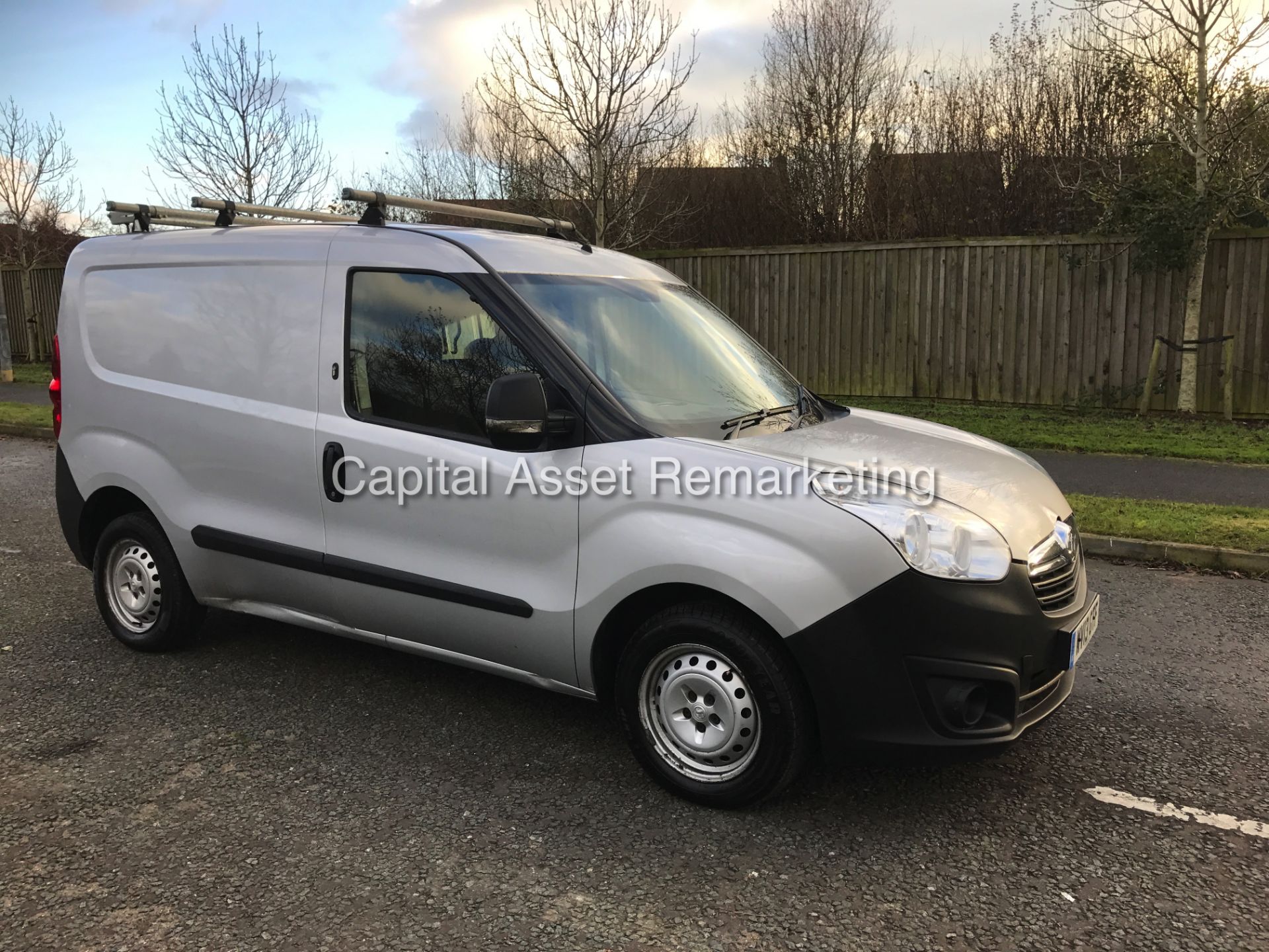 (ON SALE) VAUXHALL COMBO 1.3CDTI "ECO FLEX" MASSIVE SPEC (13 REG) 1 OWNER - ELECTRIC PACK - SILVER - Image 7 of 15