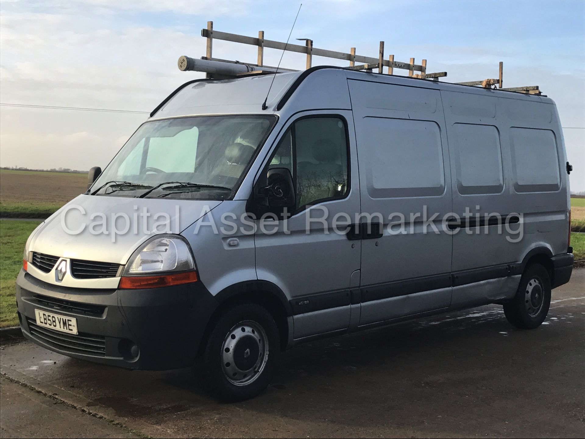 RENAULT MASTER 'LWB HI-ROOF' (2009 MODEL) '2.5 DCI - 120 PS - 6 SPEED - AIR CON' **FULL MOT** - Image 5 of 20