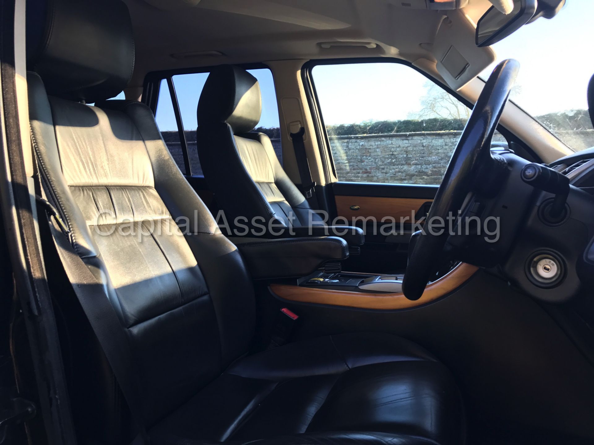 RANGE ROVER SPORT 'HSE' (2007) 'TDV8 - AUTO - LEATHER - SAT NAV' *FULLY LOADED* (NO VAT - SAVE 20%) - Image 16 of 30