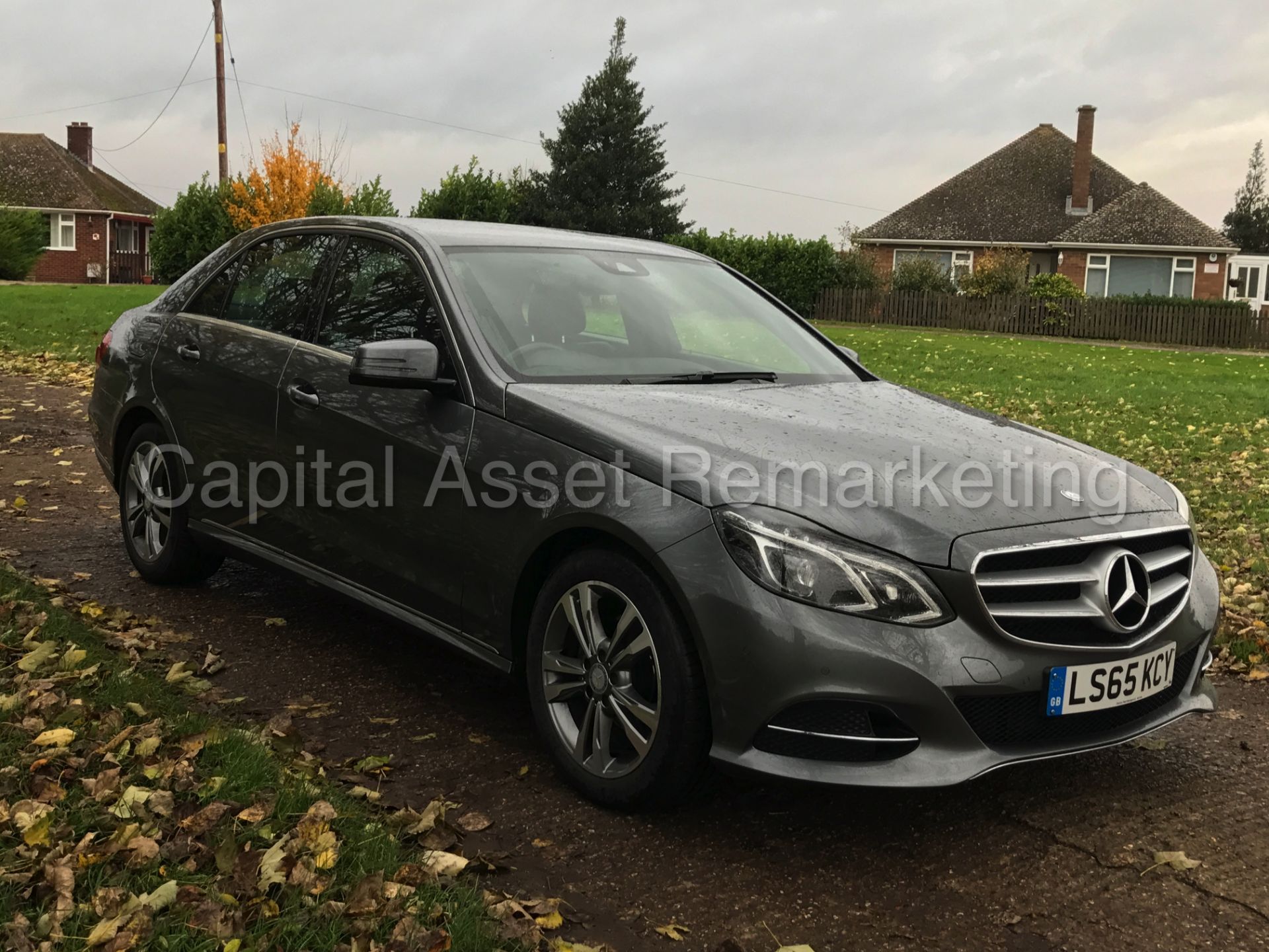 ON SALE MERCEDES-BENZ E220 CDI (2016 MODEL) 'SALOON - 7-G AUTO TIP-TRONIC - SAT NAV - LEATHER' *