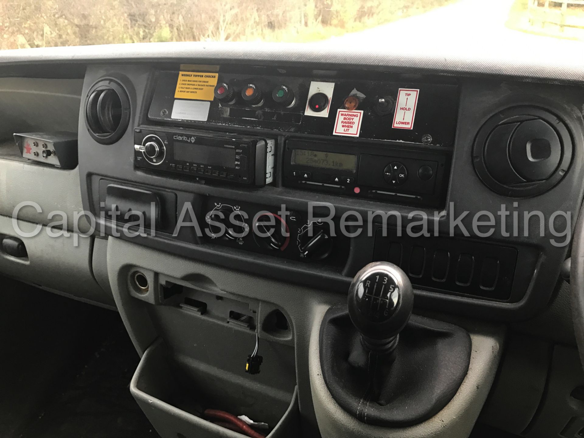 (On Sale) VAUXHALL MOVANO 'LWB TIPPER' (2008 MODEL) '2.5 CDTI - 6 SPEED - D/CAB - 7 SEATER' (NO VAT) - Image 11 of 18