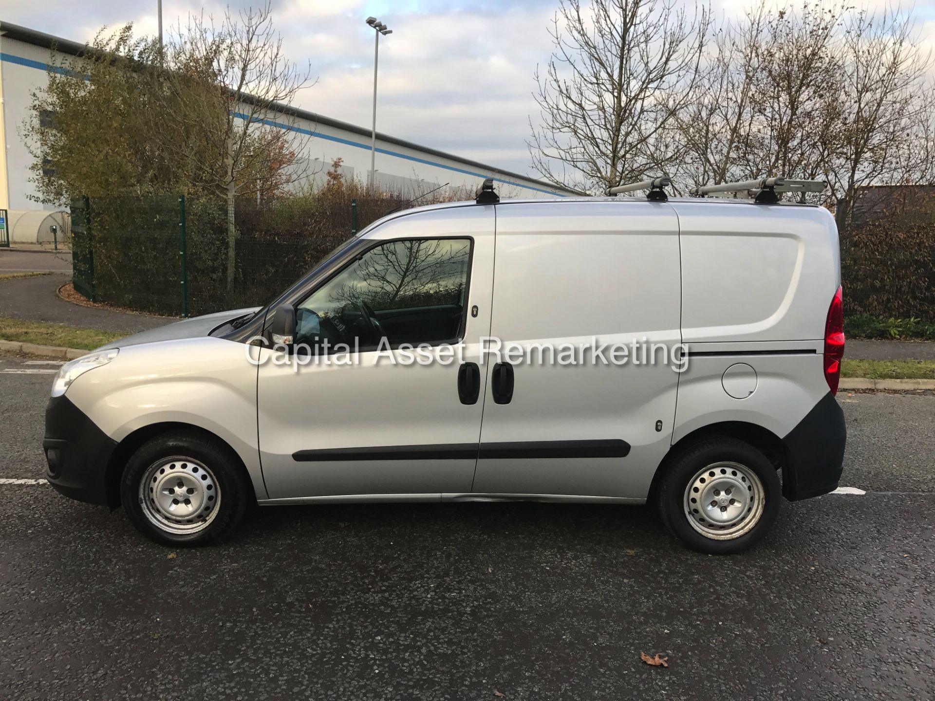 (ON SALE) VAUXHALL COMBO 1.3CDTI "ECO FLEX" MASSIVE SPEC (13 REG) 1 OWNER - ELECTRIC PACK - SILVER - Image 2 of 15