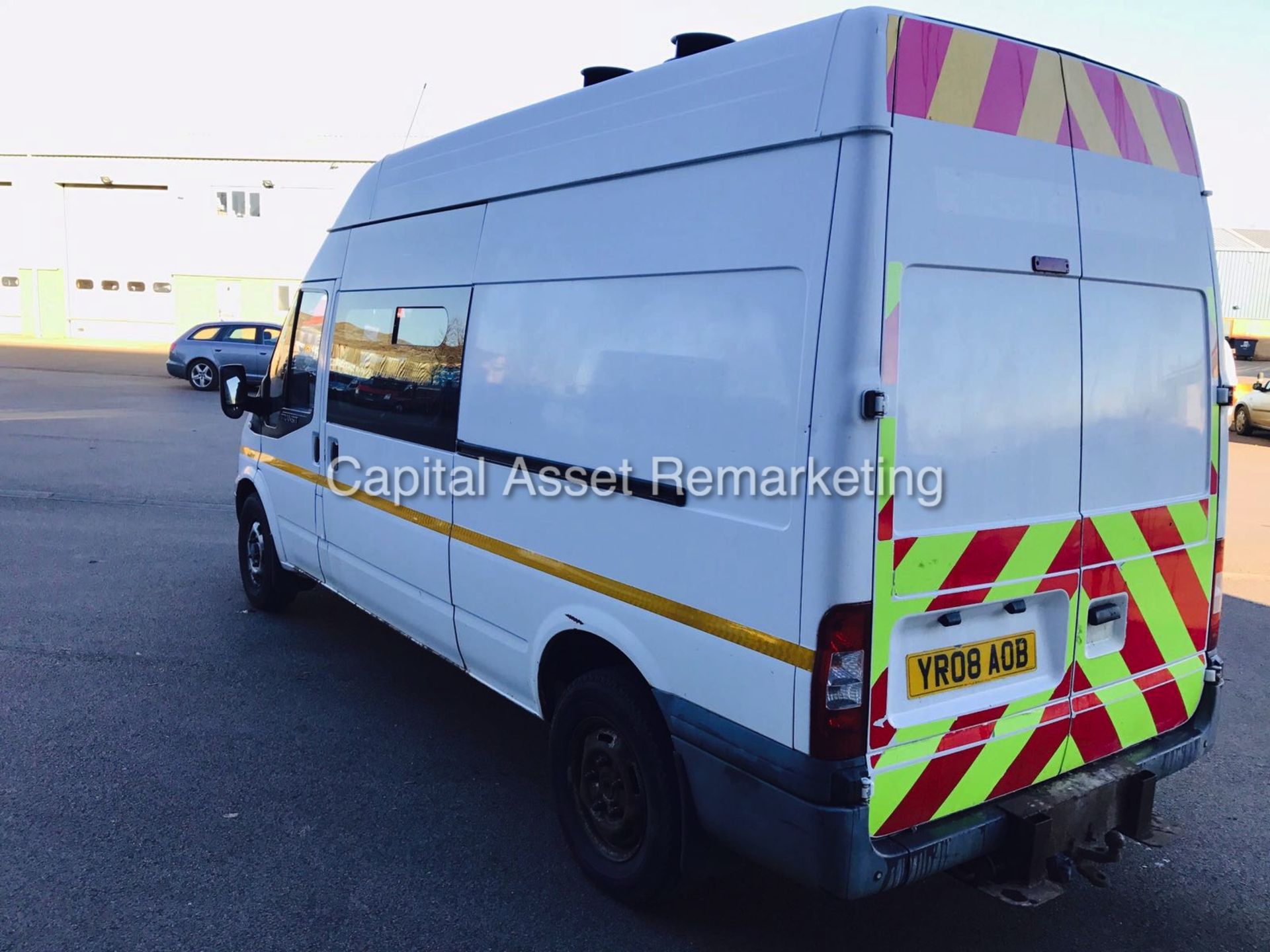 (ON SALE) FORD TRANSIT T350 2.4TDCI (100) LWB HIGH TOP - MESSING UNIT - MICROWAVE - SINK -ECT!! - Image 4 of 16