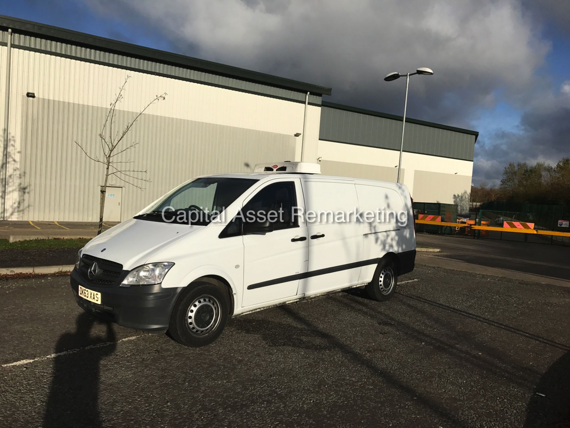 MERCEDES VITO 113CDI EXTRA LONG WHEEL BASE FRIDGE VAN - (2014) MODEL - 1 OWNER - 3 SEATER- ELEC PACK - Image 3 of 12