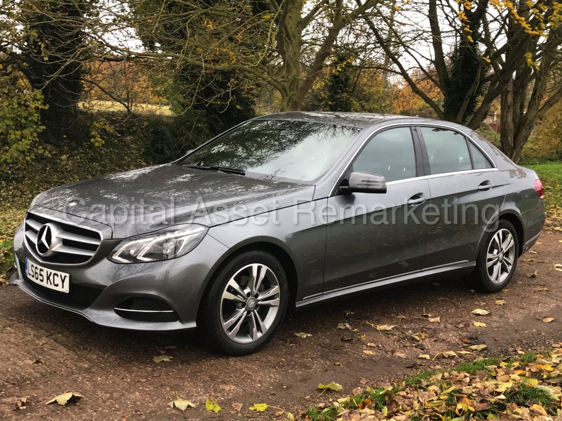 ON SALE MERCEDES-BENZ E220 CDI (2016 MODEL) 'SALOON - 7-G AUTO TIP-TRONIC - SAT NAV - LEATHER' * - Image 4 of 26