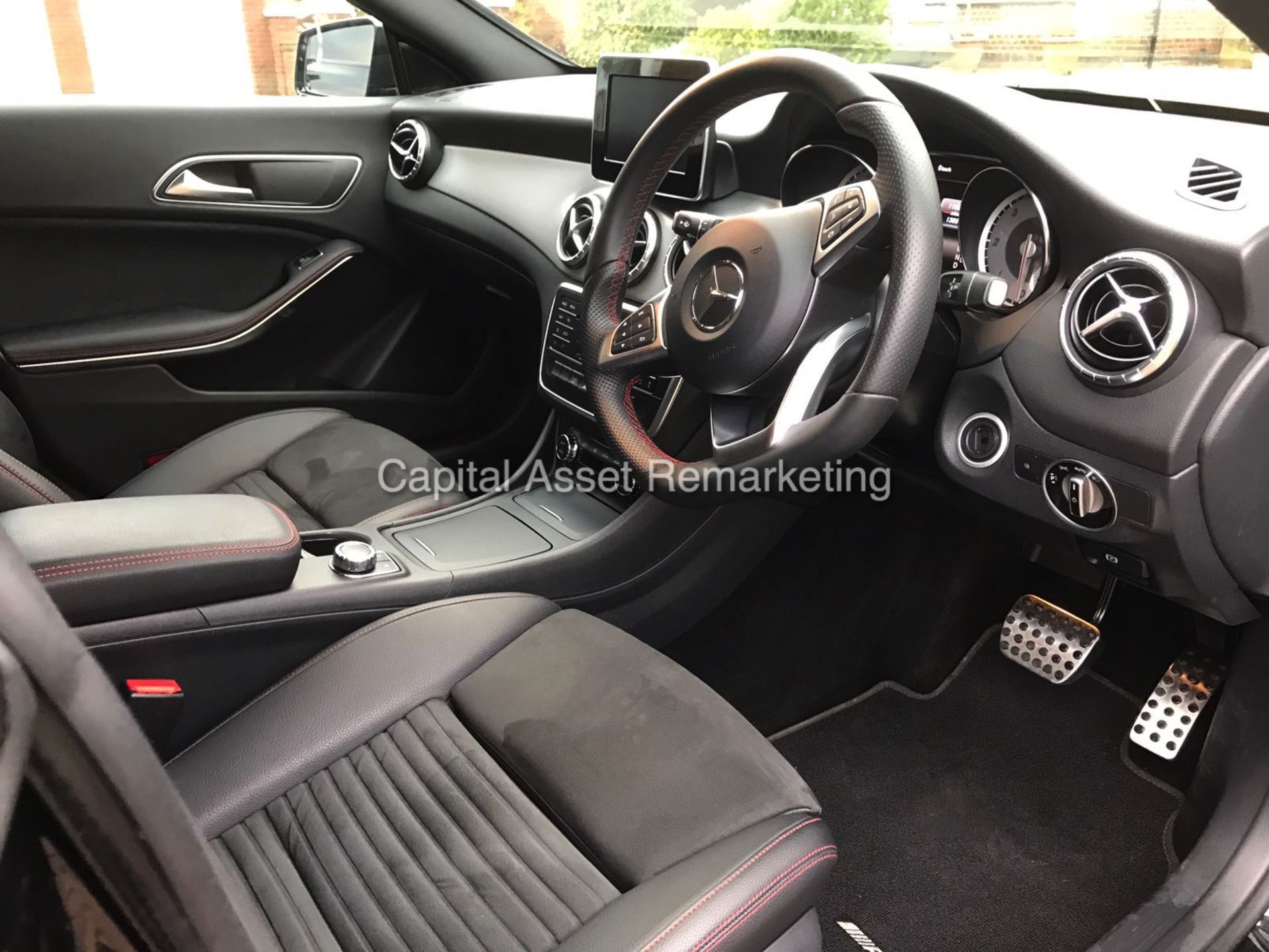 (ON SALE) MERCEDES CLA200d "AMG SPORT-NIGHT EDITION" 7G TRONIC (16 REG) 1 OWNER - SAT NAV - BIG SPEC - Image 11 of 24