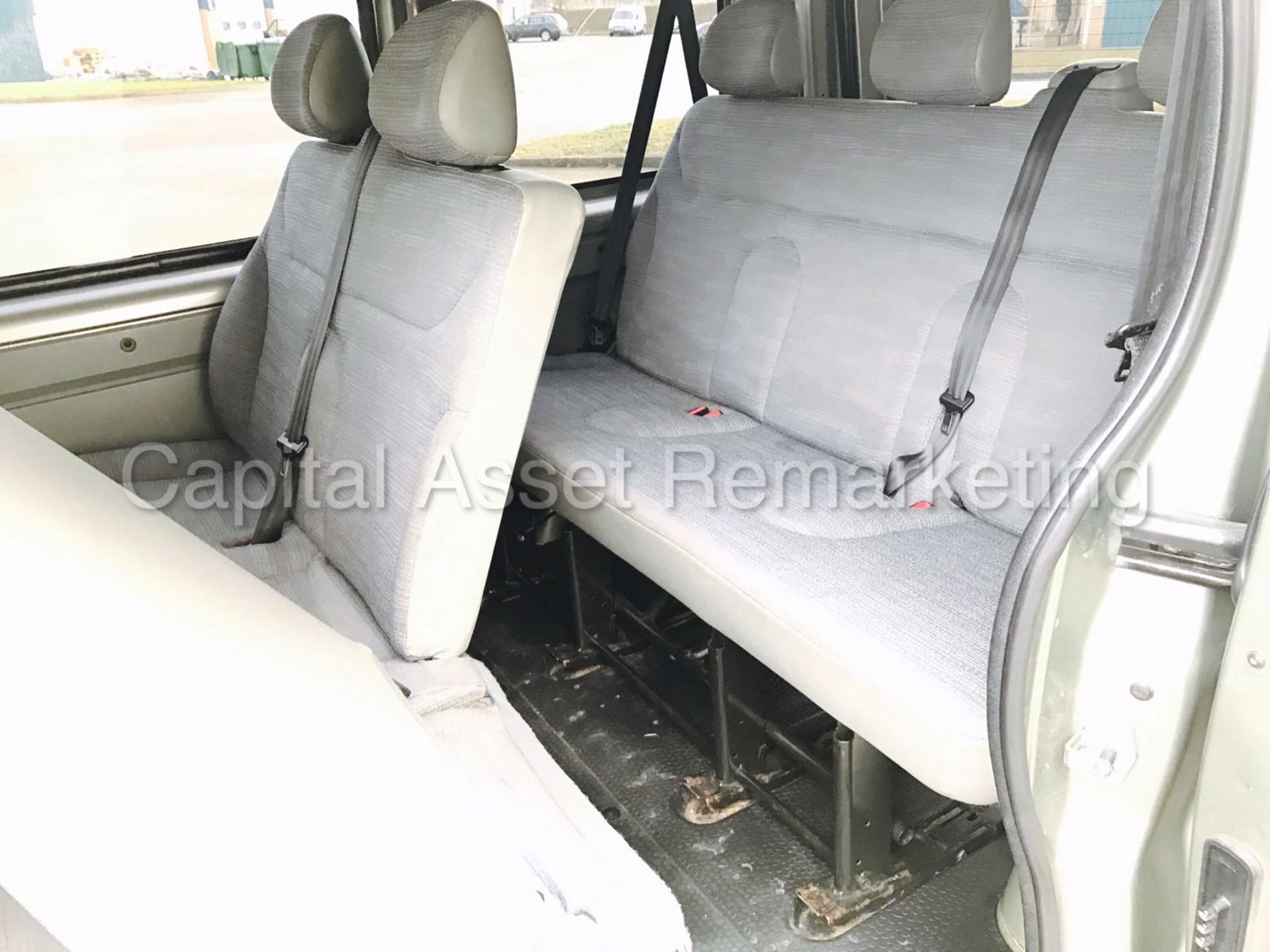 RENAULT TRAFIC SL29 '9 SEATER BUS' (2007) '1.9 DCI - 115 PS - 6 SPEED - A/C' (NO VAT - SAVE 20%) - Image 12 of 15