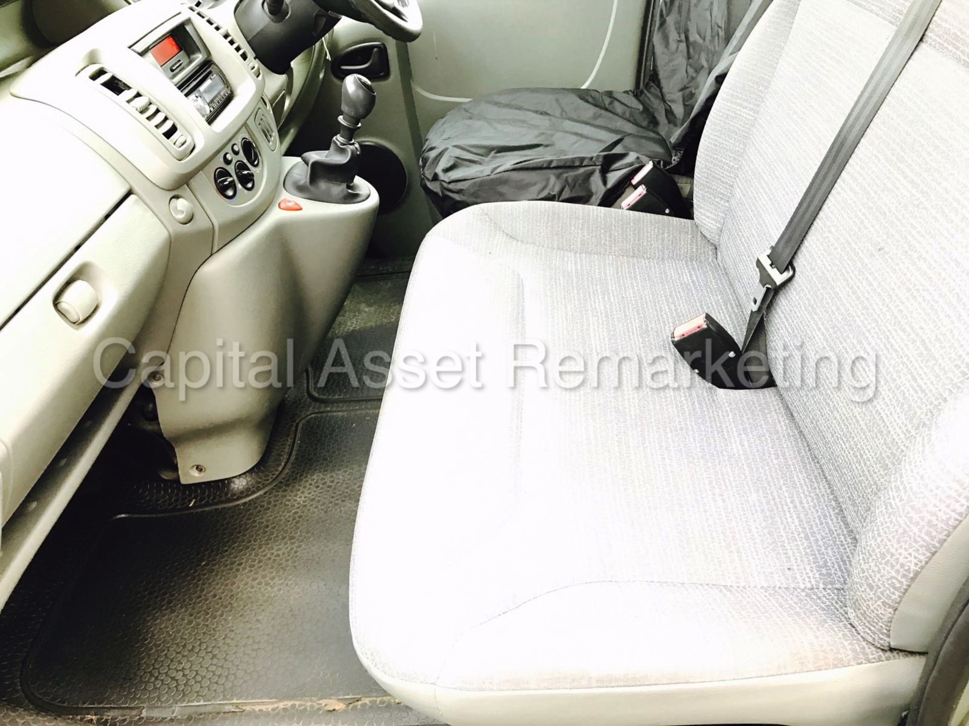 RENAULT TRAFIC SL29 '9 SEATER BUS' (2007) '1.9 DCI - 115 PS - 6 SPEED - A/C' (NO VAT - SAVE 20%) - Image 11 of 15