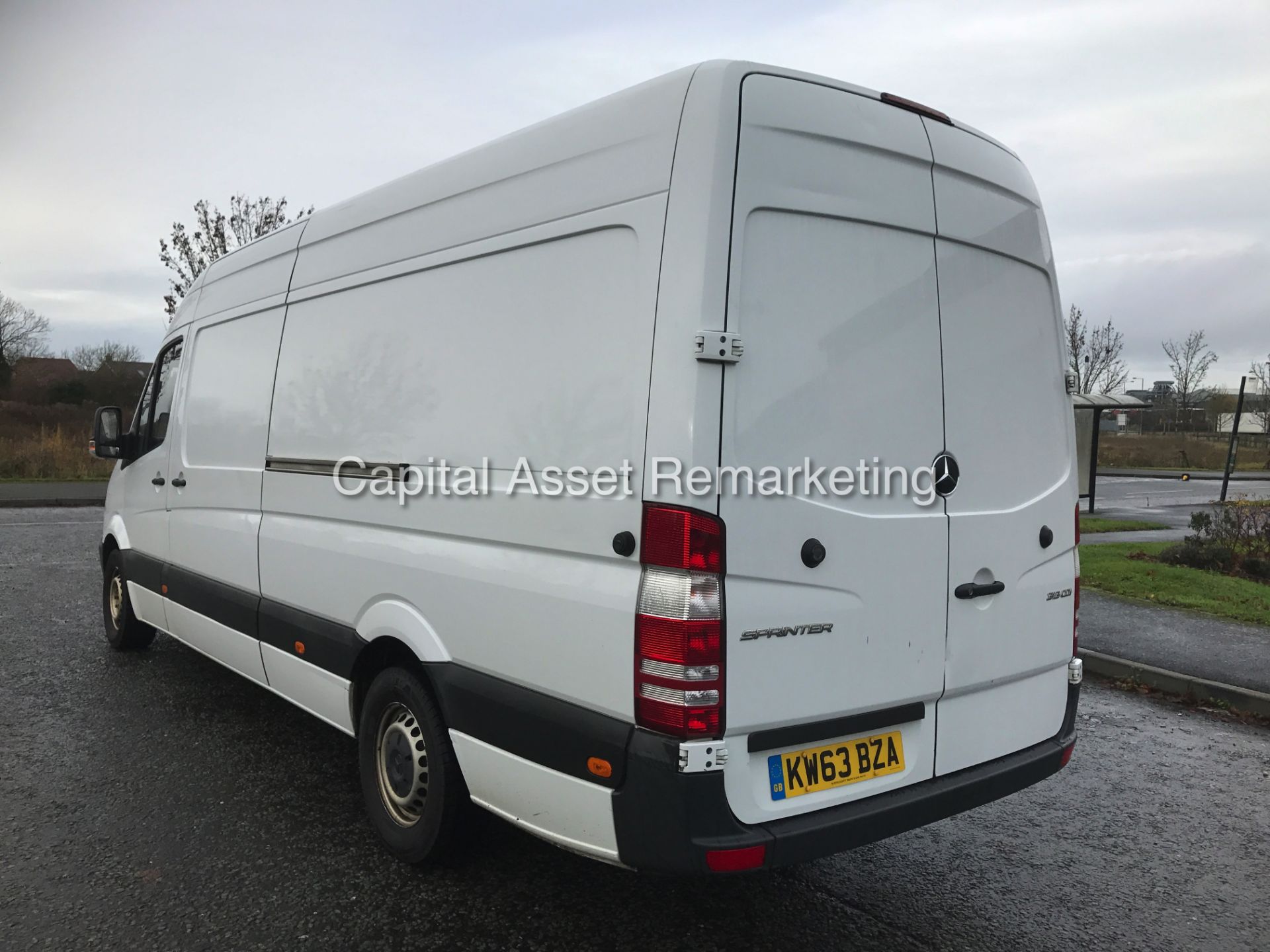 MERCEDES SPRINTER 313CDI - NEW SHAPE - LONG WHEEL BASE - 1 OWNER- (2014) MODEL - GREAT SPEC!!! - - Image 3 of 17