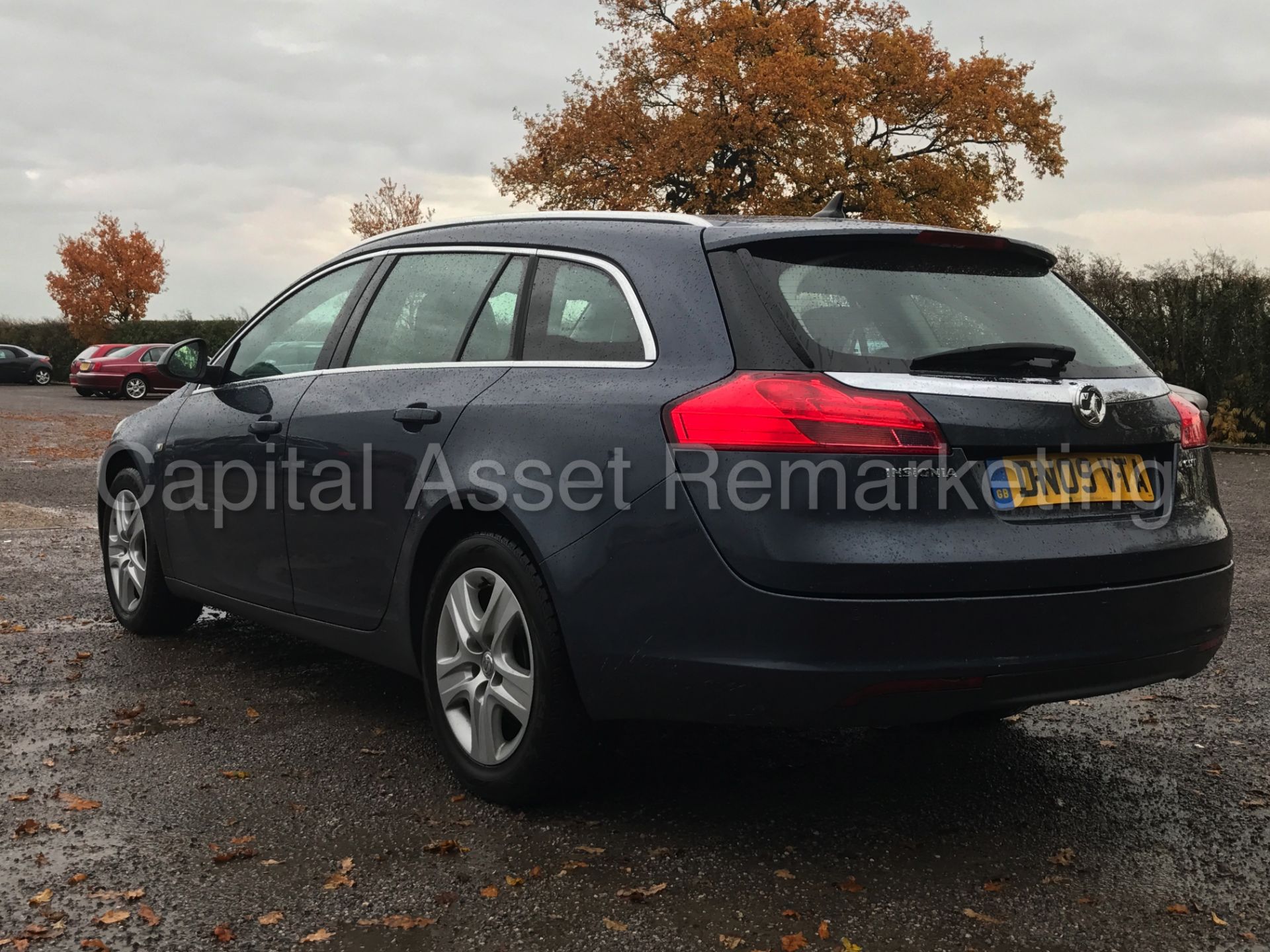 VAUXHALL INSIGNIA 'EXCLUSIVE NAV' ESTATE (2009) '2.0 CDTI - 6 SPEED - SAT NAV' (STAMPED SERVICE) - Image 3 of 25