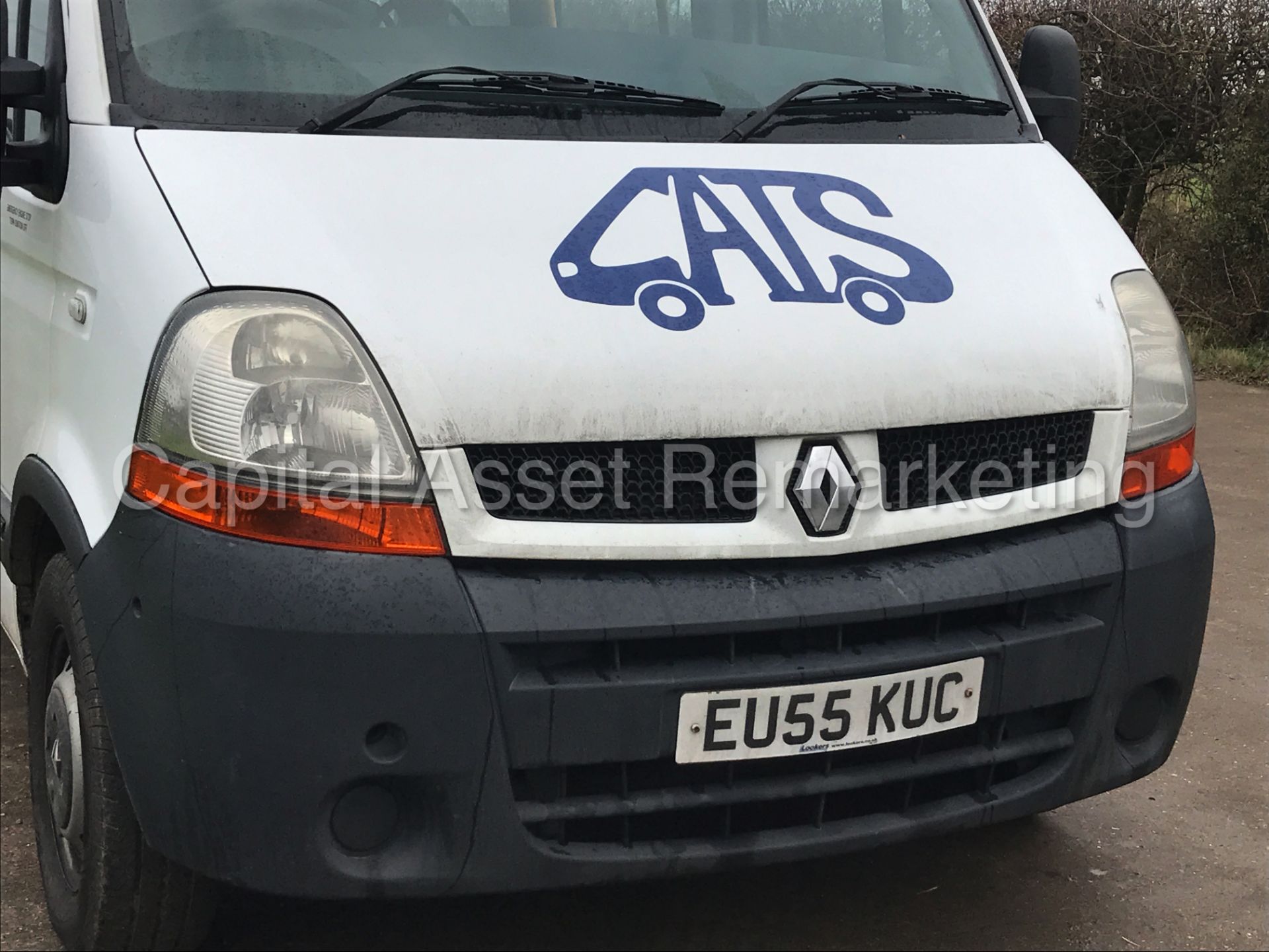 RENAULT MASTER '12 SEATER BUS' (2006 MODEL) '2.5Dci - 6 SPEED - FULLY ACCESSIBLE - WHEEL CHAIR LIFT' - Image 9 of 22