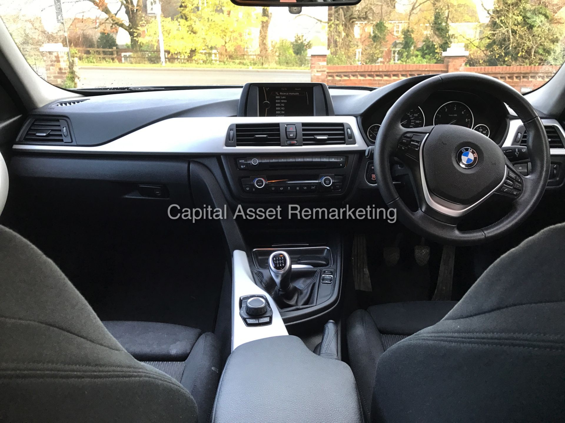 (On sale) BMW 320D "SE EDITION" SALOON (2013 MODEL) 1 OWNER -BMW HISTORY -STOP / START /MASSIVE SPEC - Image 12 of 23