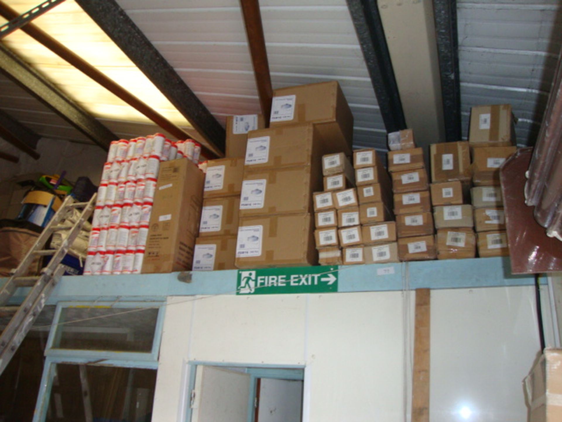 1 x Pallet of light fittings