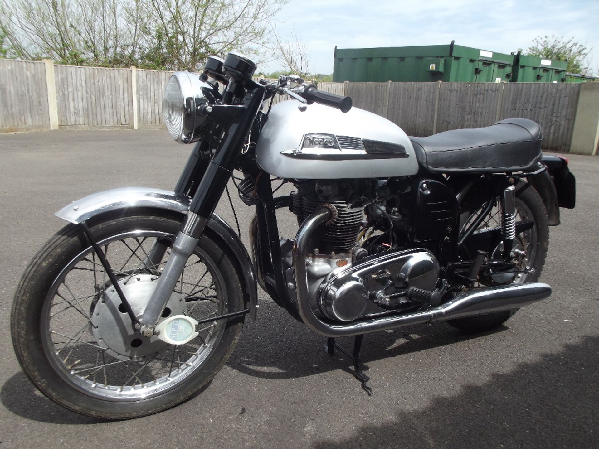EXTRA LOT: A 1964 Norton Dominator 650SS, registration number 57 BDW, silver.
