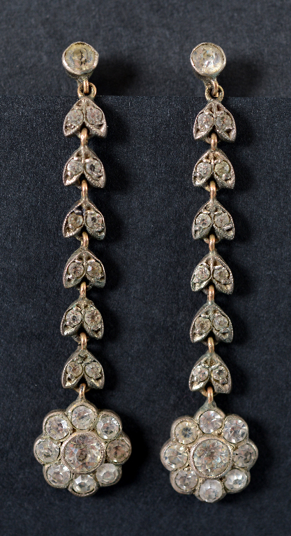 A pair of late Victorian paste flowerhea